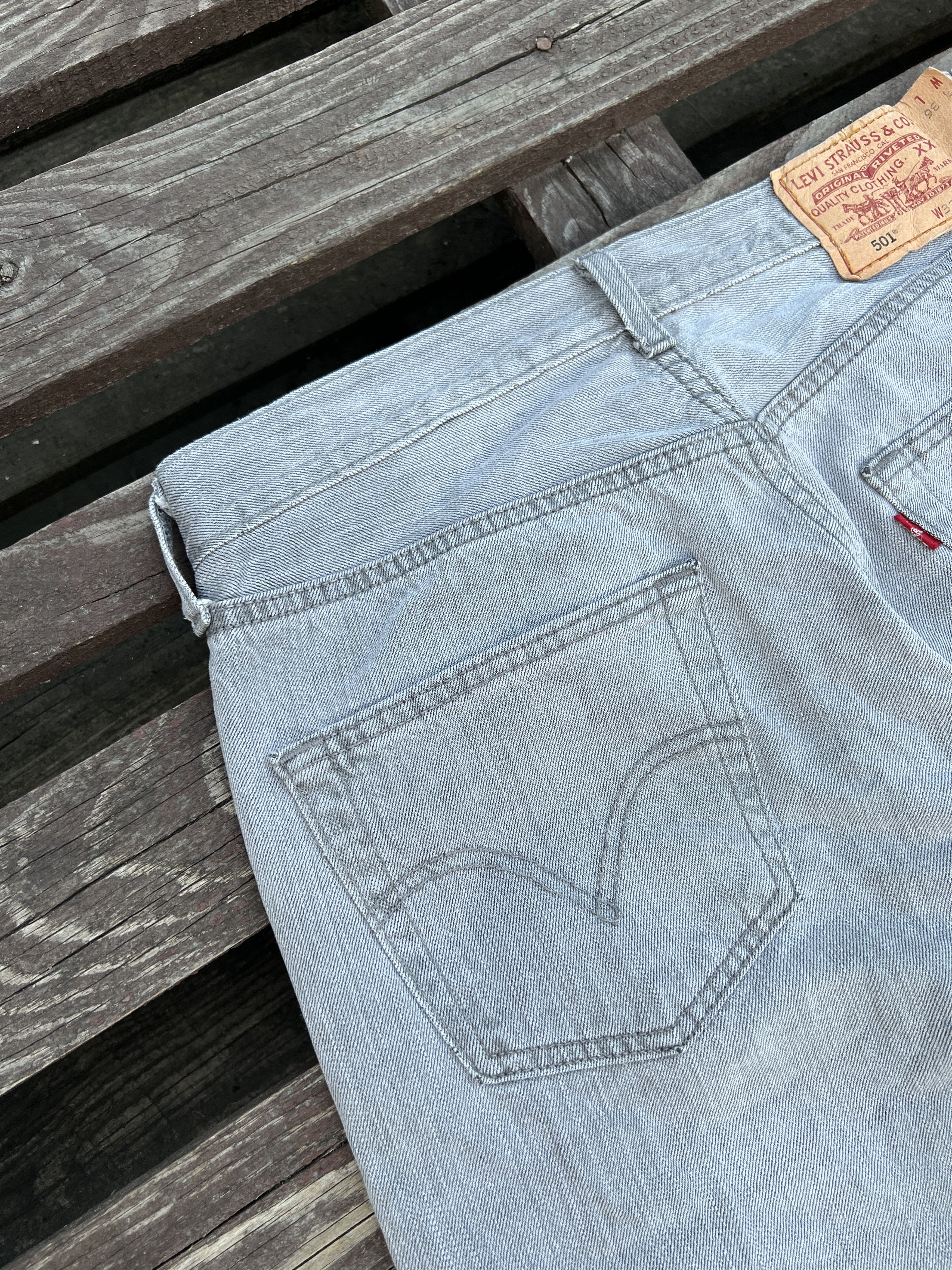 Levi's Levis 501 Vintage Gray Denim Jeans Size W33 L36 Size US 33 - 4 Thumbnail