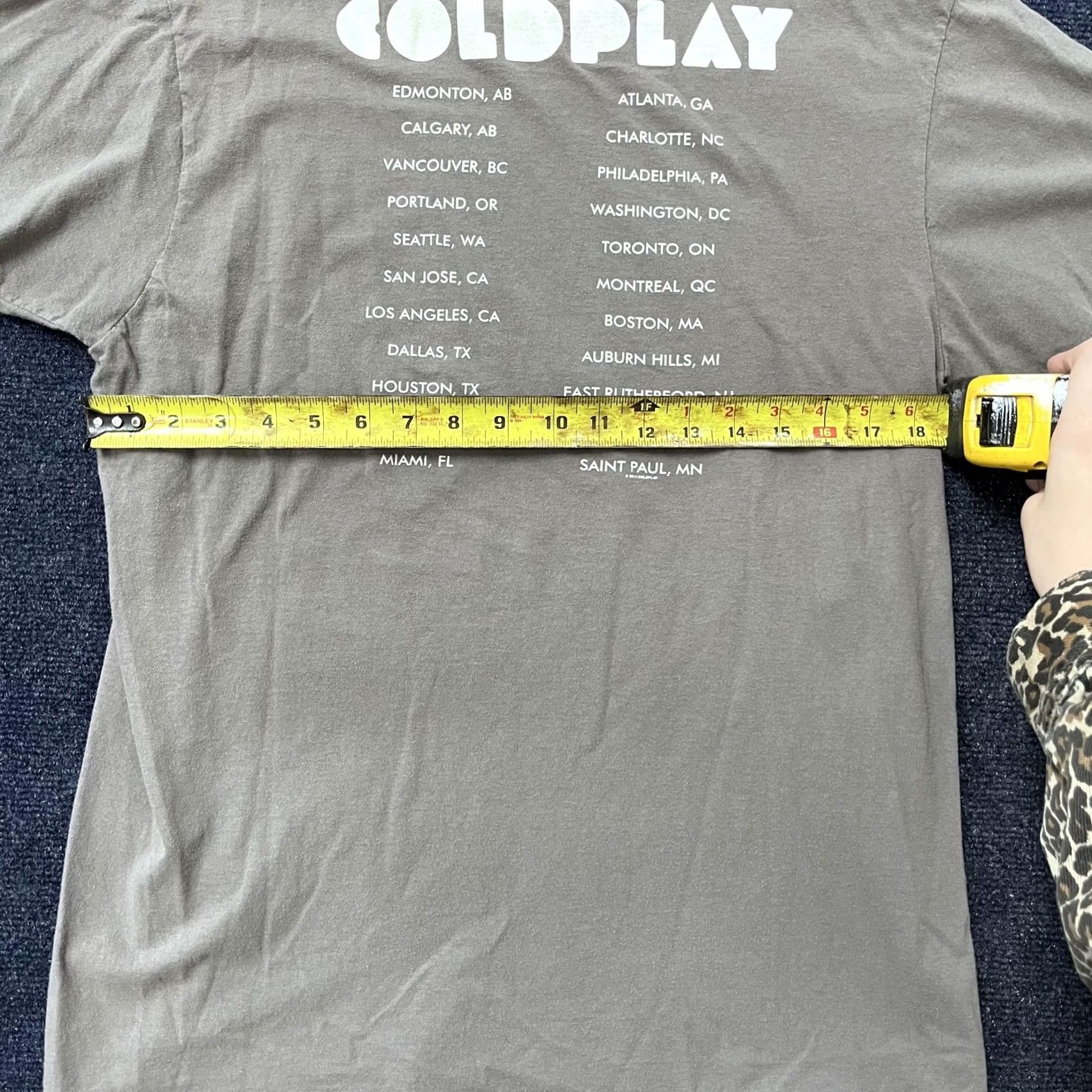 Vintage VINTAGE Coldplay Shirt Mens Small Gray Tour Cities Graphic Concert Band Tee Bay Island Size US S / EU 44-46 / 1 - 4 Thumbnail