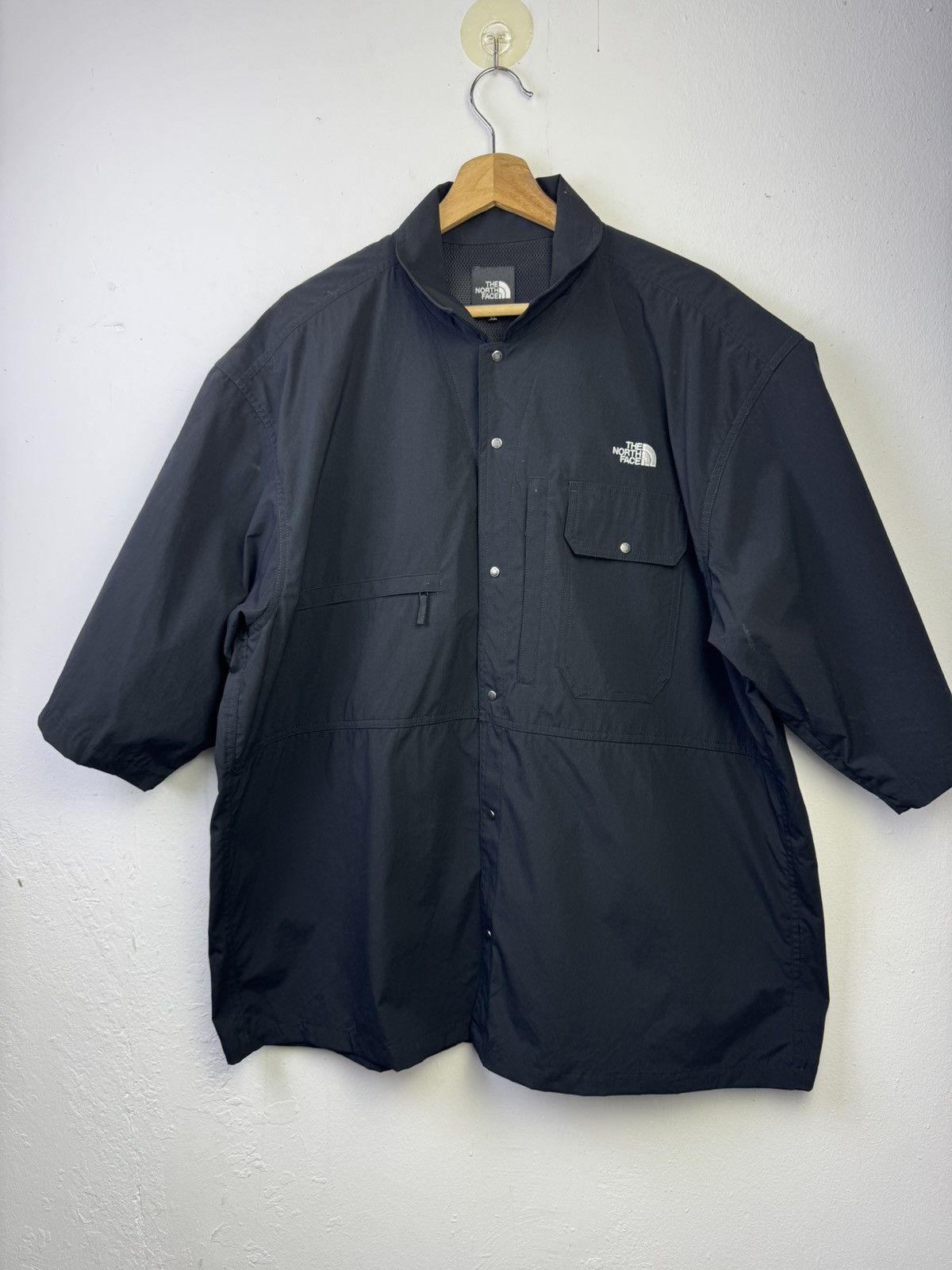 The North Face The North Face short-sleeve button-up technical shirt Size US XL / EU 56 / 4 - 3 Thumbnail