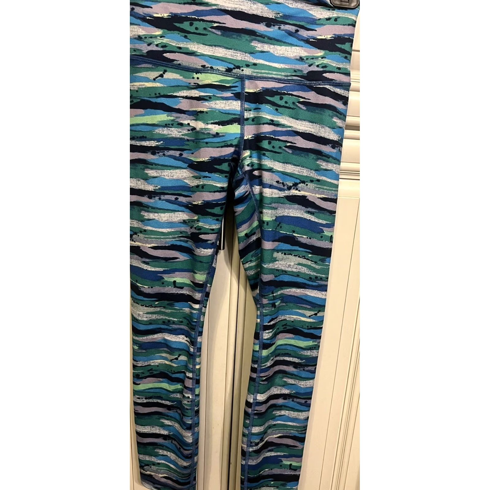 Lululemon Lululemon Multicolor Leggings Size 6 Women Size 28" / US 6 / IT 42 - 7 Thumbnail