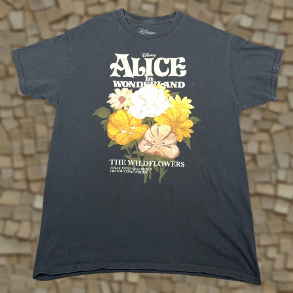 Disney Disney Alice in Wonderland Shirt Adult MEDIUM Black Cotton Crew Neck Short Sleeve T-Shirt Wildflowers Cartoon Movie Mens Size US M / EU 48-50 / 2 - 1 Thumbnail