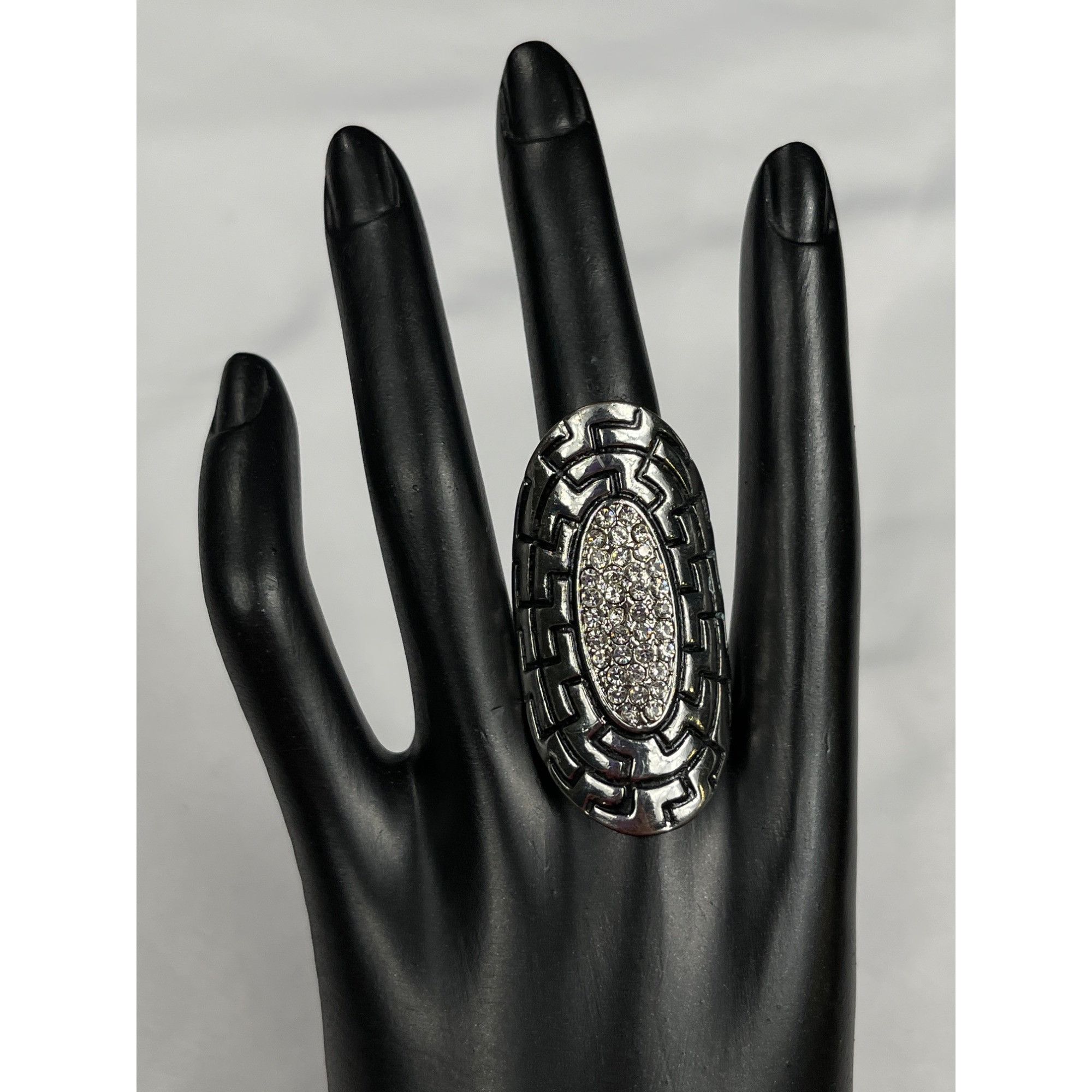 Other Wide Oval Silver Statement Ring SKU 032 With Sparkling Cente Size ONE SIZE - 2 Thumbnail