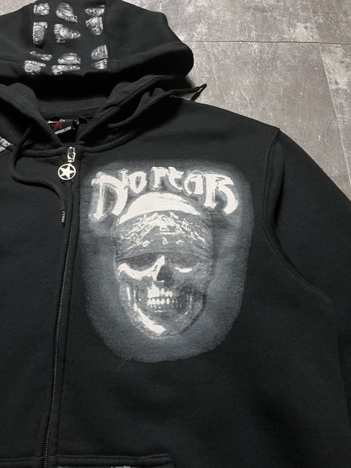 No Fear No Fear Skull Bones Zip Hoodie Japanese Vintage 90s Y2k Size US S / EU 44-46 / 1 - 3 Thumbnail