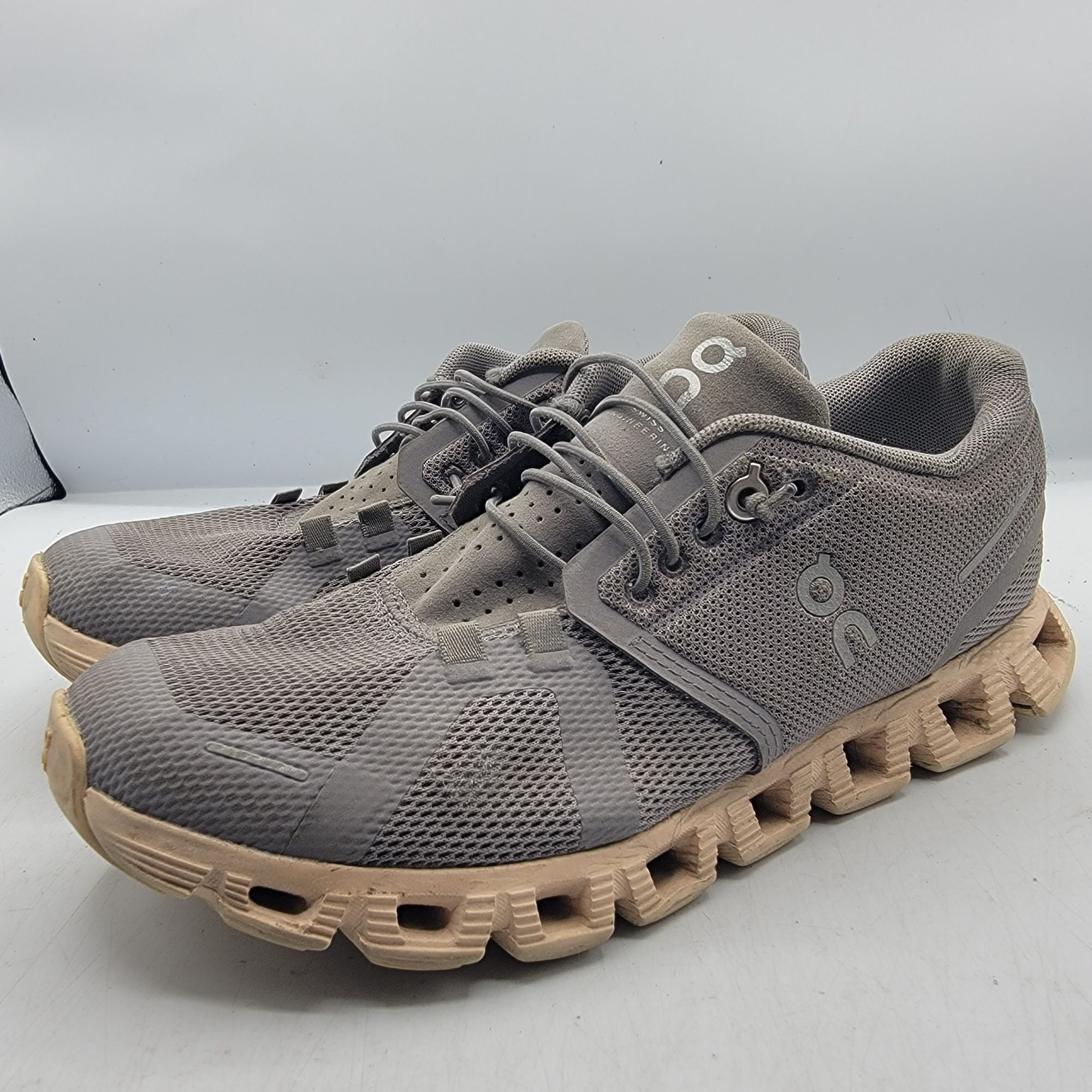 ON Cloud 5 Zinc Shell Womens 7 Gray Athletic Shoes Lightweig