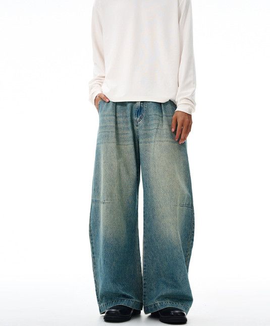 Vintage American-style high-street men's baggy curved-leg jeans Size US 32 / EU 48 - 1 Thumbnail