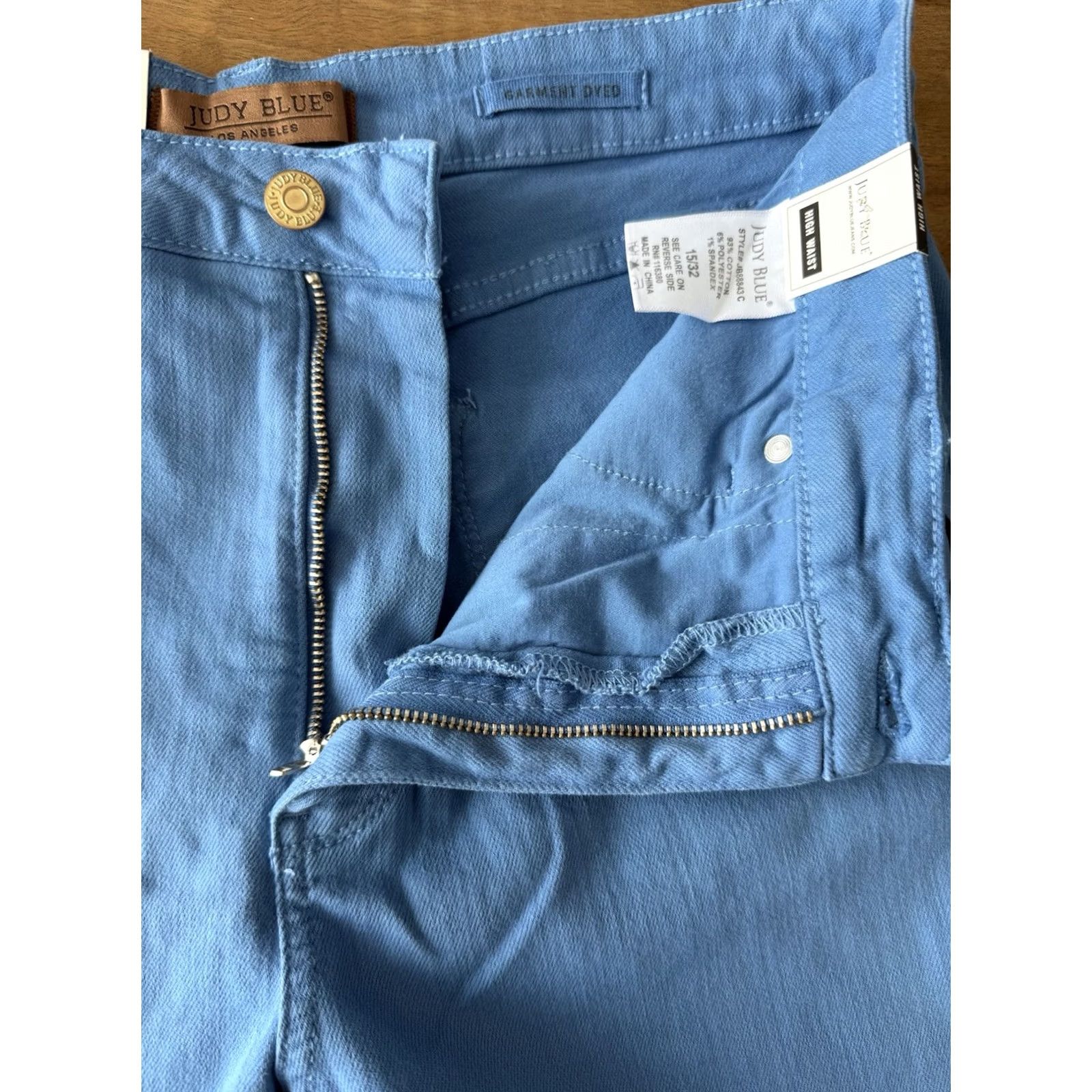 Vintage Judy Blue Jeans Womens 15/32 Blue High Waist Garment Dyed Fray Hem Crop Wide Leg Jeans Lion Logo Bohemian City Hip Hop 5-Pocket Design Regular Womens Size 24" / US 00 / IT 34 - 7 Thumbnail