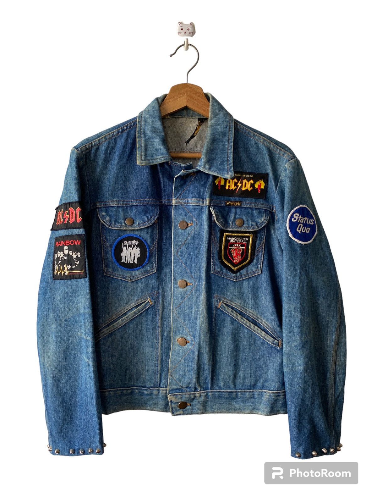 Vintage 90’s Wrangler Denim Jacket With Band Patches