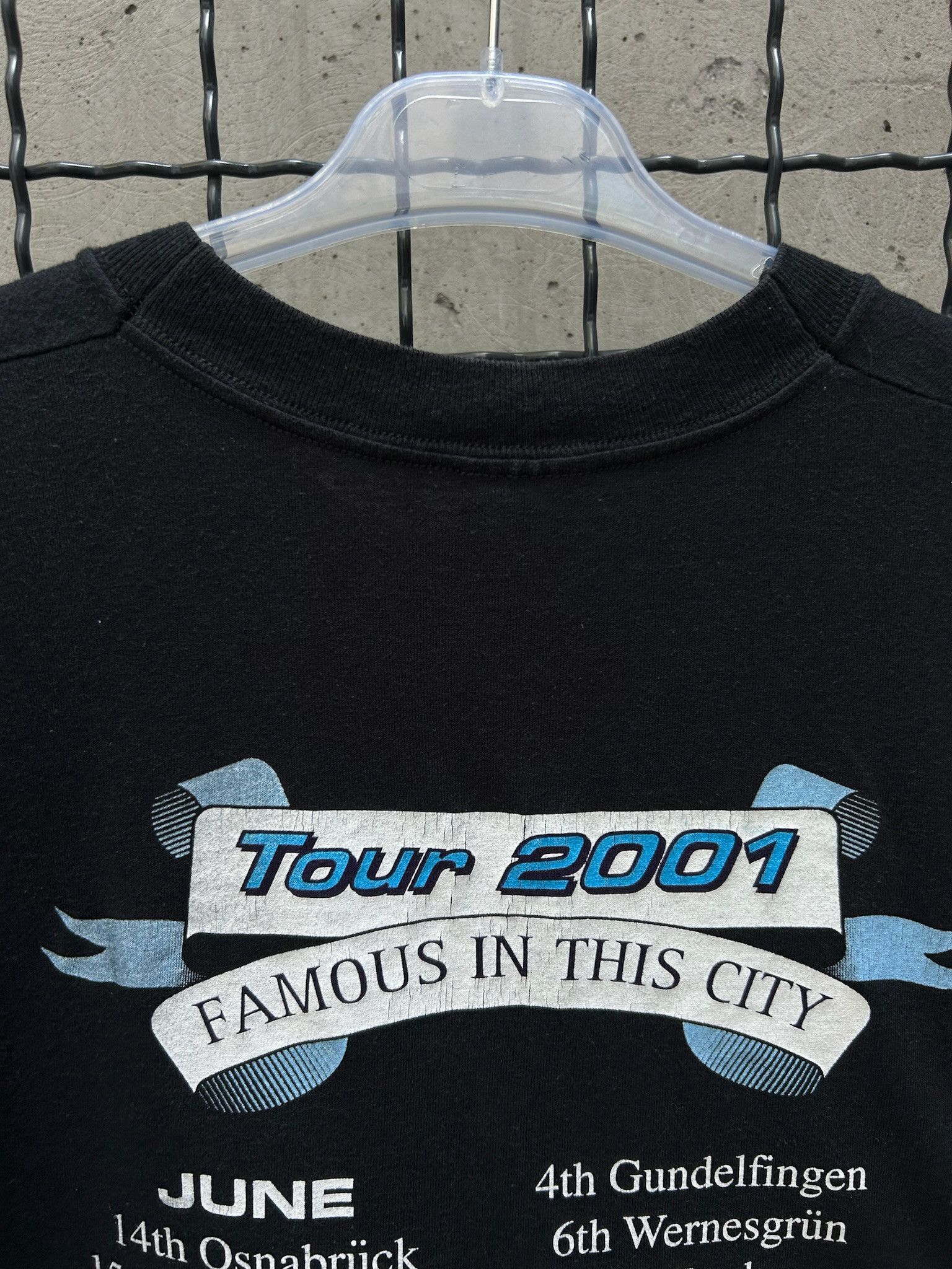 Band Tees Vintage 2001 Status Quo Famous In The Century Tour T-shirt Size US L / EU 52-54 / 3 - 10 Thumbnail