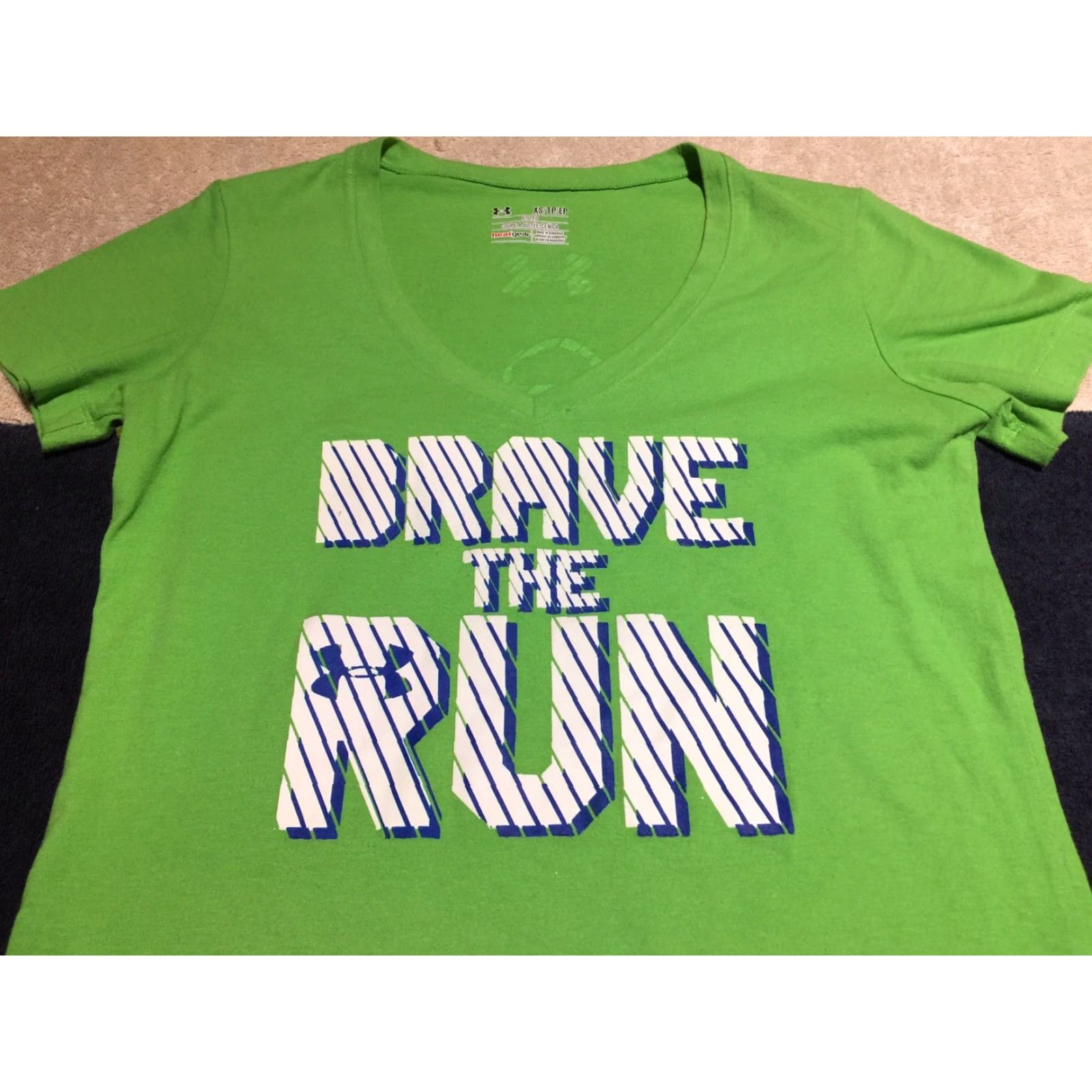 Under Armour Under Armour Women's Brave The Run V Neck T Shirt XS Green Under Armour T Shirt Womens Size XS / US 0-2 / IT 36-38 - 2 Thumbnail