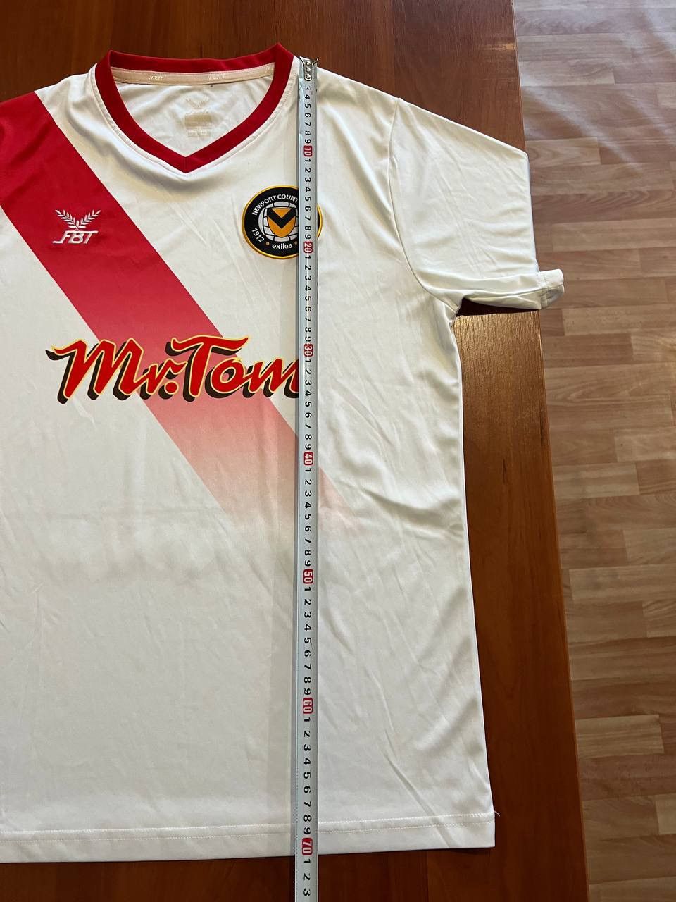 Sports Specialties 2017/18 NEWPORT COUNTY AWAY SOCCER JERSEY FOOTBALL SHIRT FBT Size US S / EU 44-46 / 1 - 16 Thumbnail