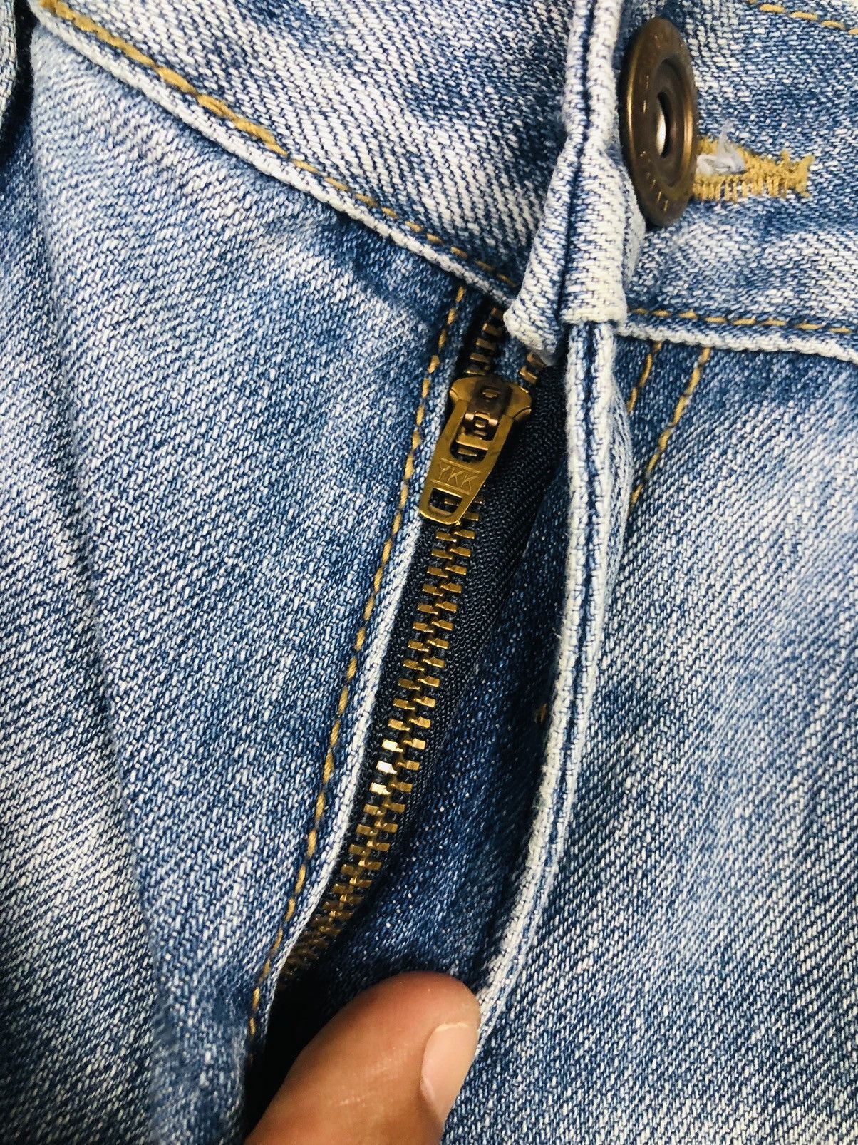 Other Lolita Distress Jeans (34) Size US 33 - 11 Thumbnail