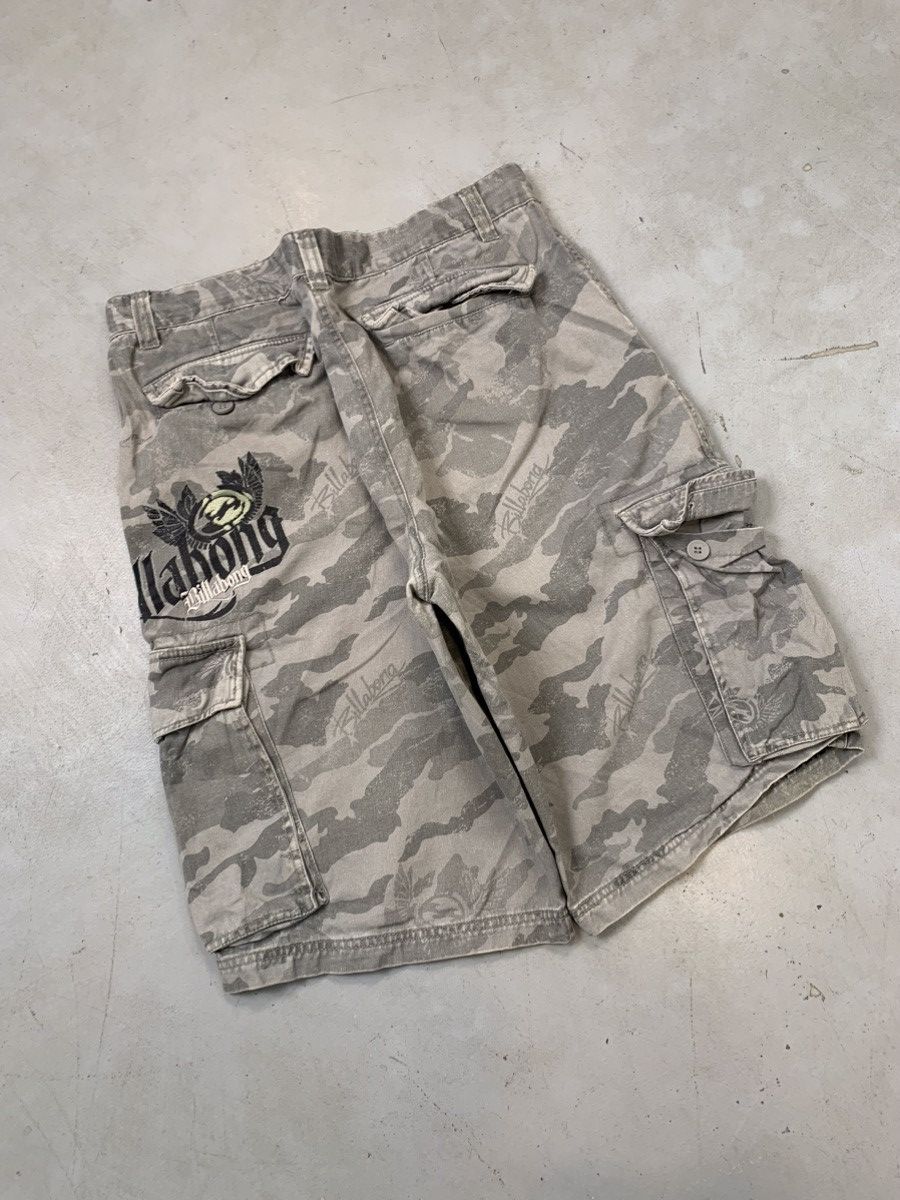 Vintage Crazy Vintage billa bong embroidered camo. Cargo Size US 34 / EU 50 - 2 Thumbnail