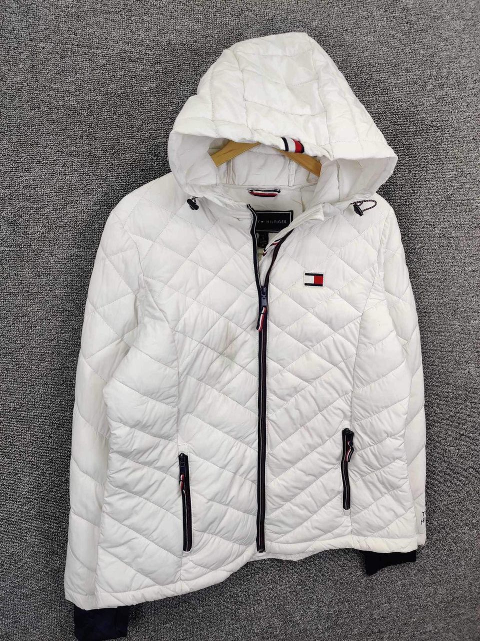 Tommy Hilfiger Tommy Hilfiger Packable Down Puffer Hoodie Jackets Size US L / EU 52-54 / 3 - 5 Thumbnail
