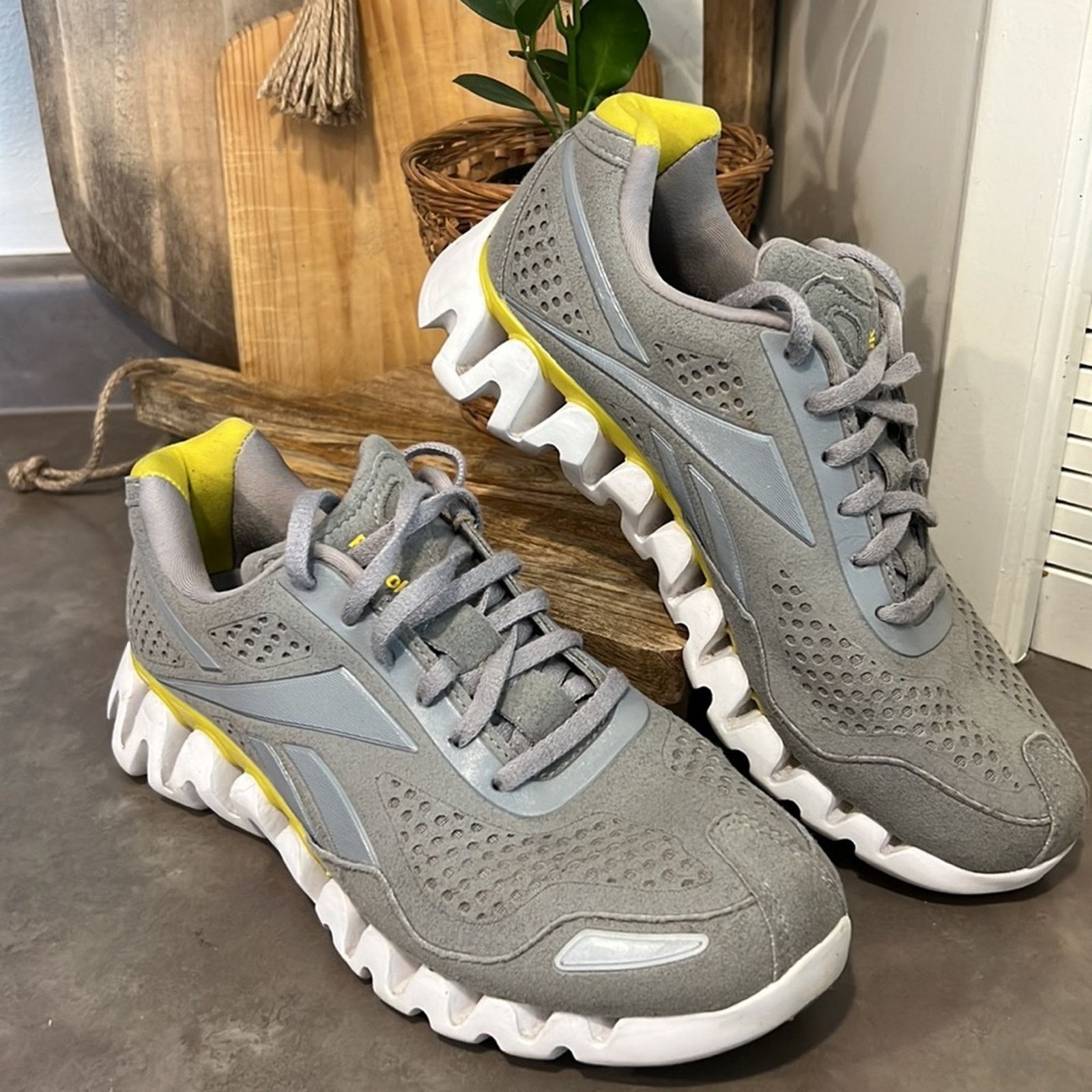 Reebok Reebok Zigtech Women’s size 7.5 Size US 7.5 / IT 37.5 - 3 Thumbnail