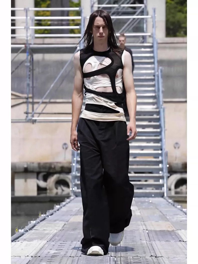 Rick Owens Rick Owens 18SS Mummy Strap Cutout Vest Size US S / EU 44-46 / 1 - 1 Thumbnail