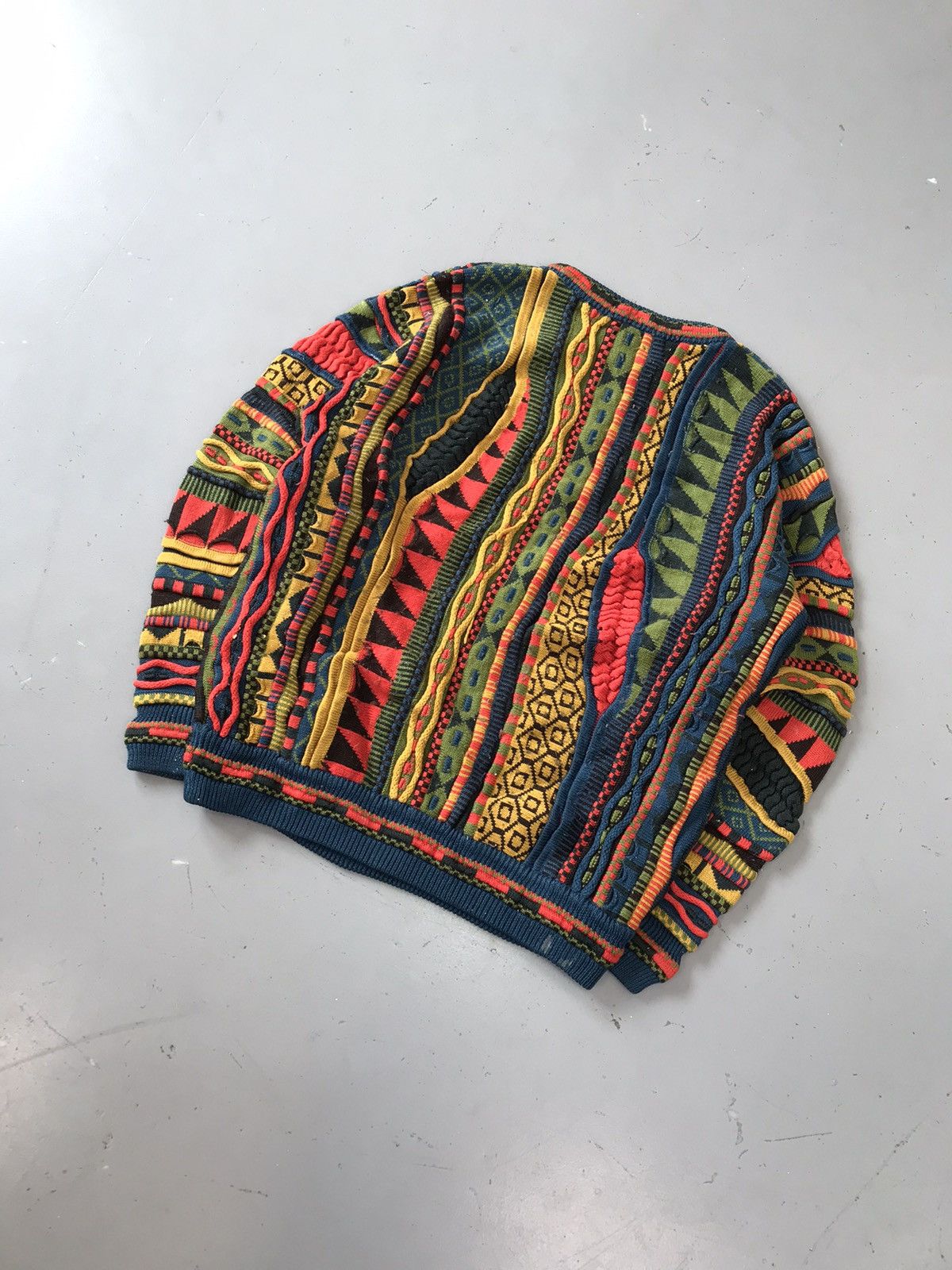 Coogi Vintage Coogi Style Decano Club CrewNeck Sweater Size US S / EU 44-46 / 1 - 4 Thumbnail