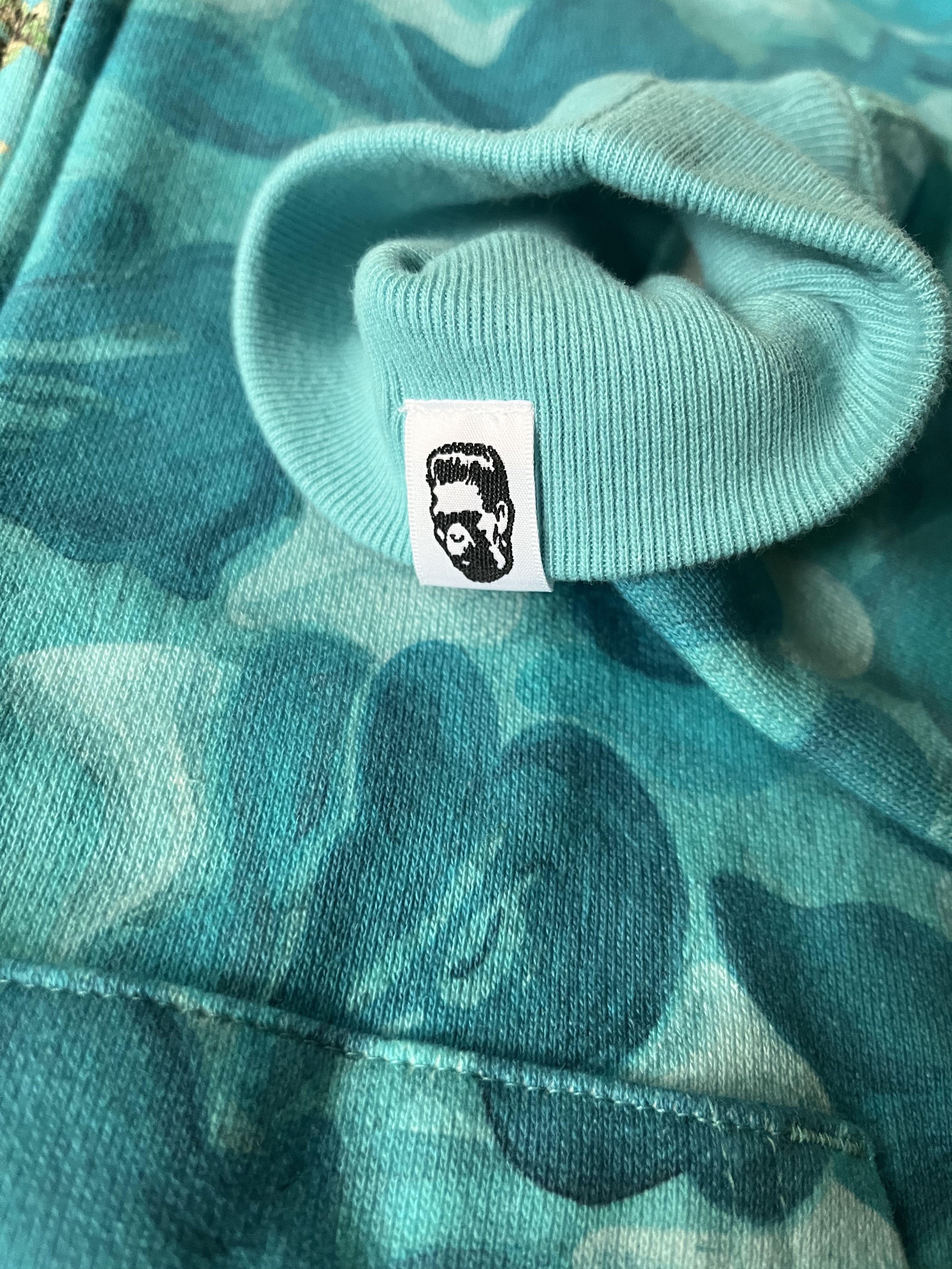 Bape BAPE VAN GOGH MUSEUM SHARK FULL ZIP HOODIE SAX Size US L / EU 52-54 / 3 - 20 Thumbnail