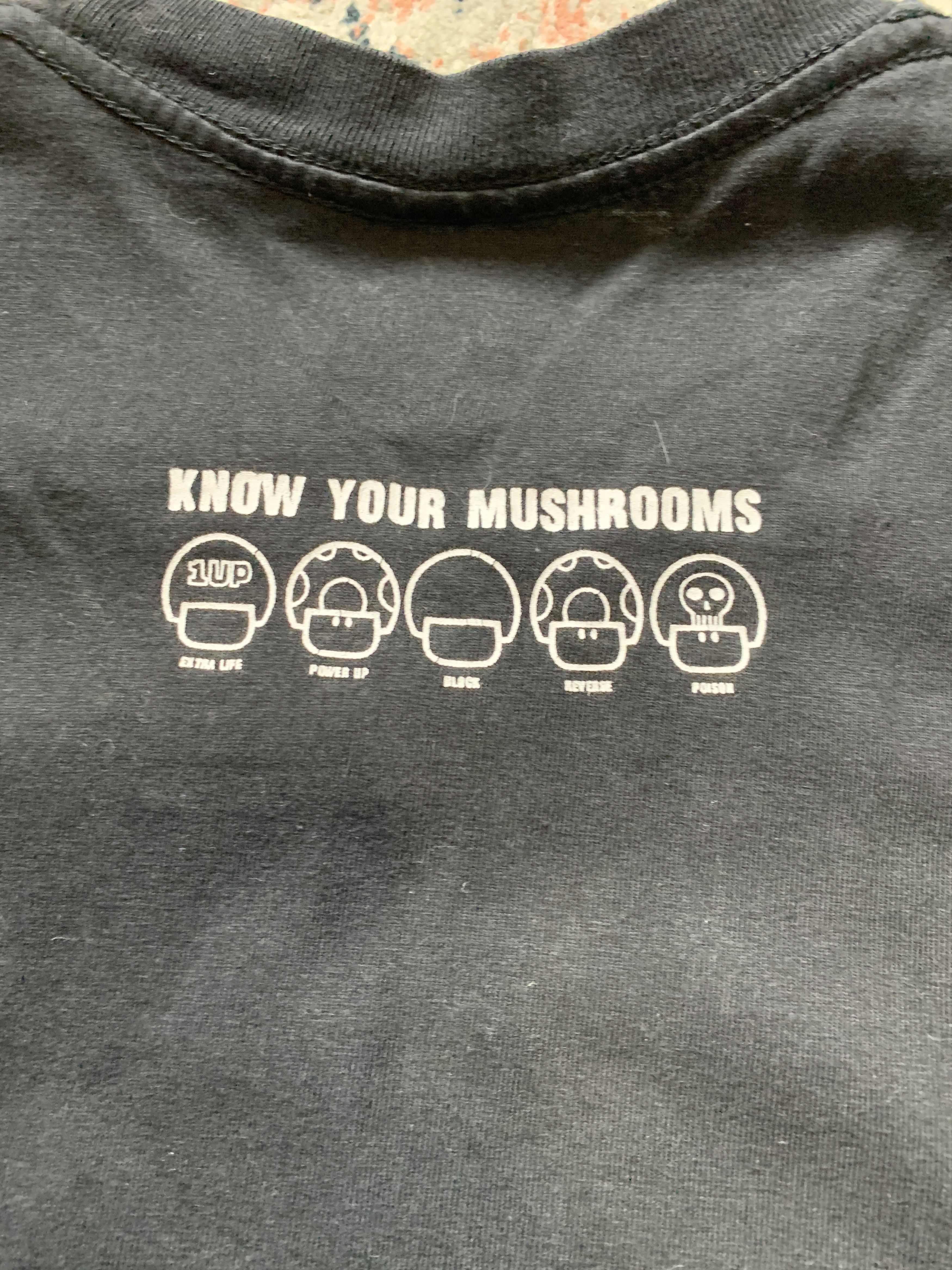Vintage Nintendo Know Your Mushrooms Vintage Tee Size US M / EU 48-50 / 2 - 7 Thumbnail