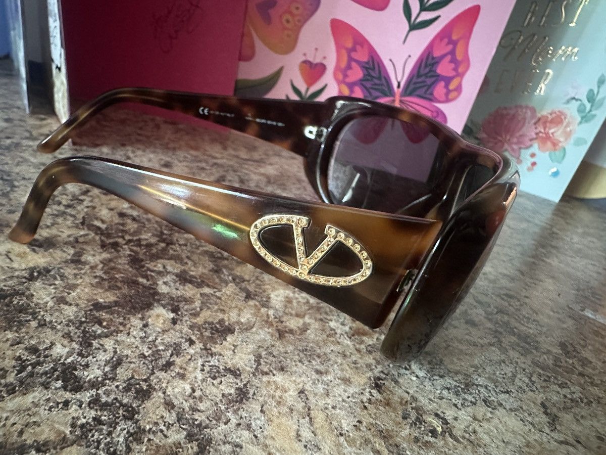 Valentino CHEETAH PRINT SUNGLASSES Size ONE SIZE - 4 Thumbnail