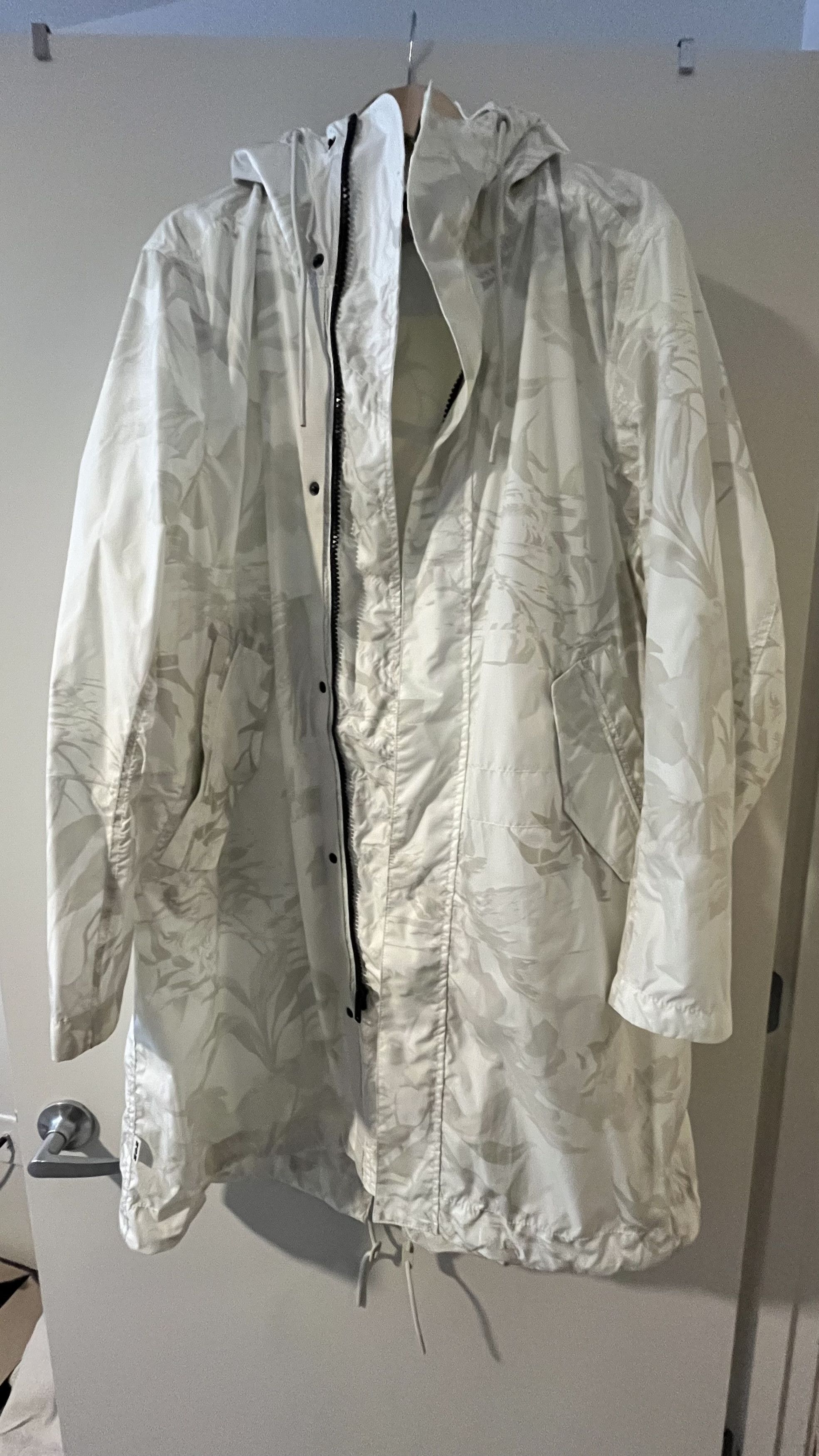 Nike Nike Sportswear NSW Floral Print Parka AR1598-100 Size US L / EU 52-54 / 3 - 1 Thumbnail