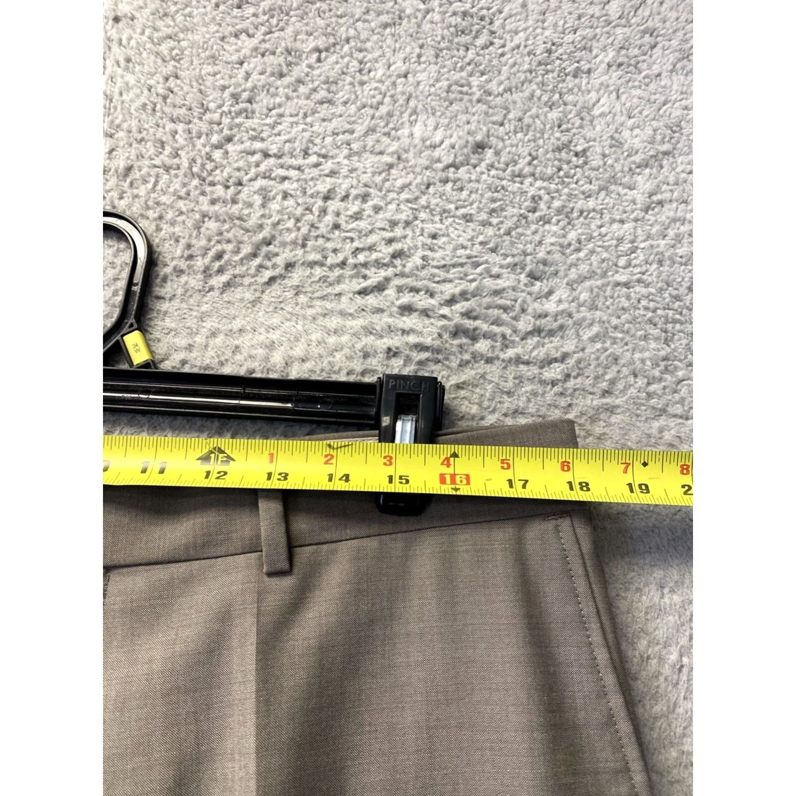 Hugo Boss HUGO BOSS Dress Pants Men’s Size 36 Light Brown Flat Front Wool 30 Inseam Dry Clean Only Regular Pants Mens Size US 36 / EU 52 - 3 Thumbnail