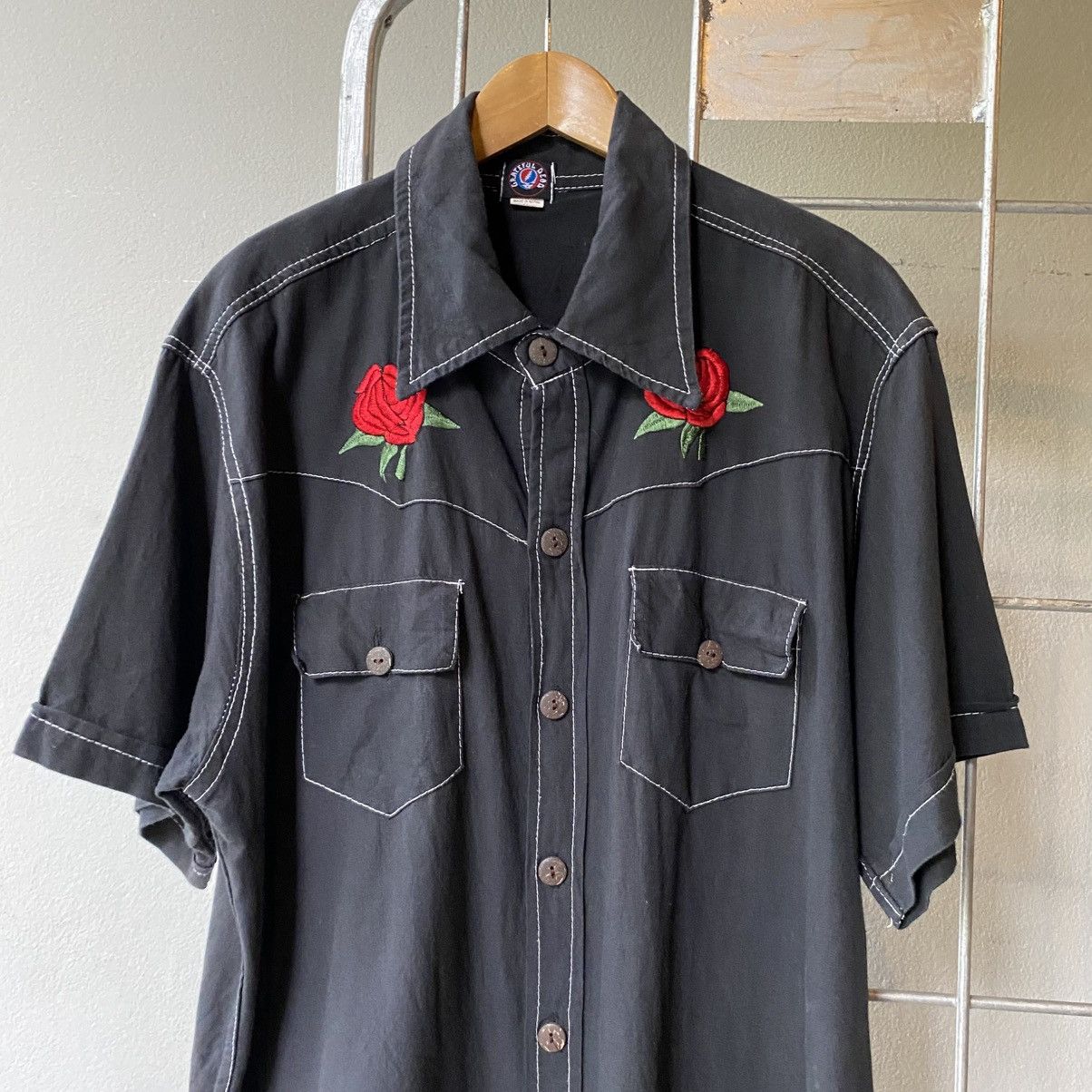 Grateful Dead GRATEFUL DEAD Black Rose Embroidered Western Shirt Size US XL / EU 56 / 4 - 8 Thumbnail