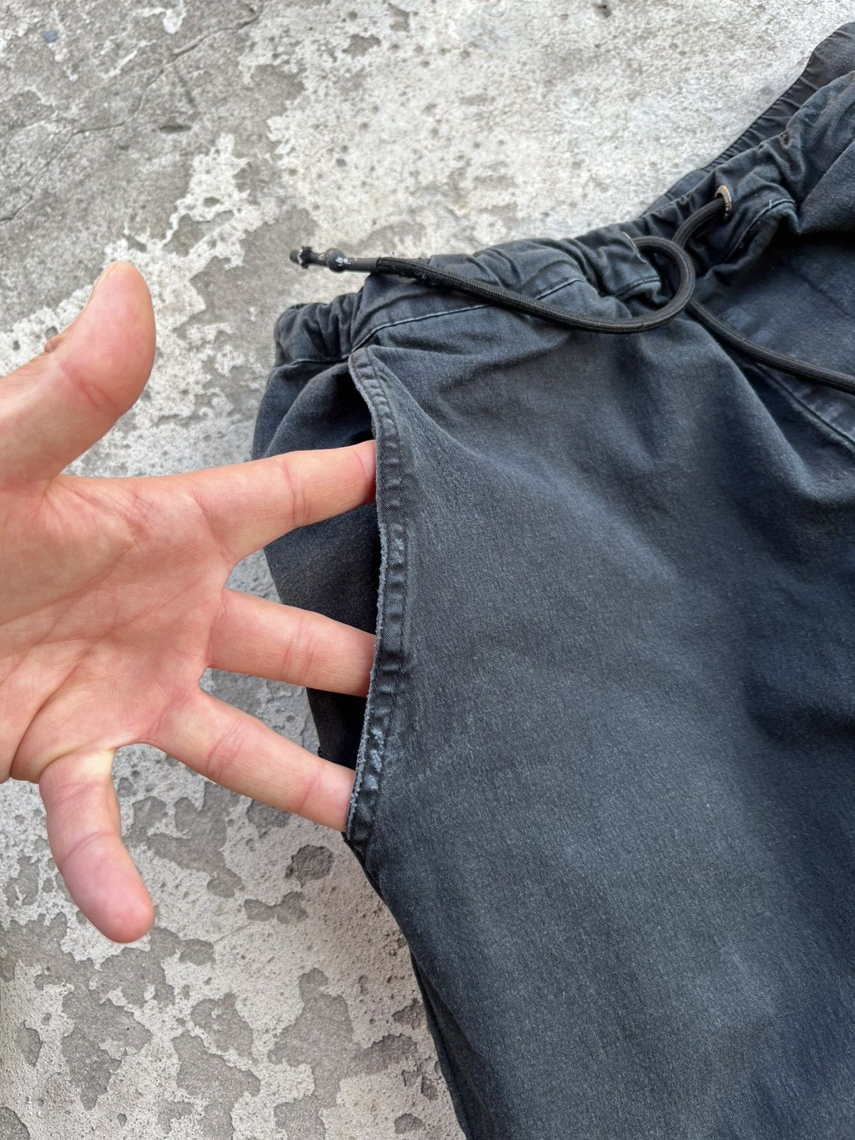 Ed Hardy Ed Hardy x Urban Outfitters Big Logo Cargo Parachute Pants Size 27" / US 4 / IT 40 - 8 Thumbnail