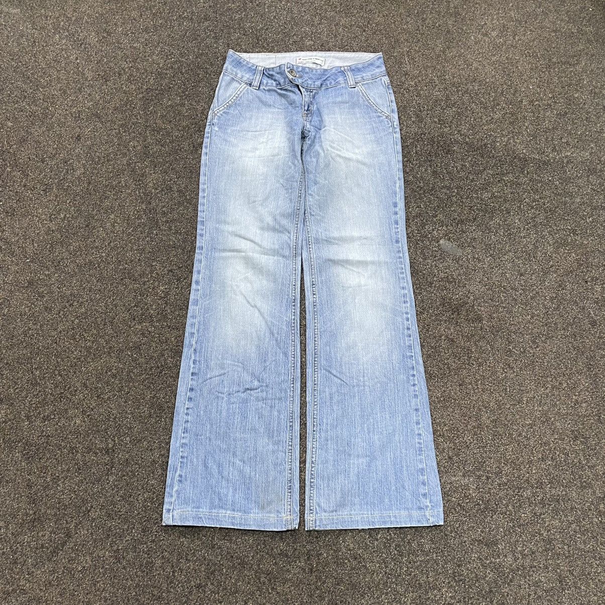 Vintage Vintage Y2K Light Wash Baggy Wide Leg Jeans Skate Flared Size 32" / US 10 / IT 46 - 1 Thumbnail