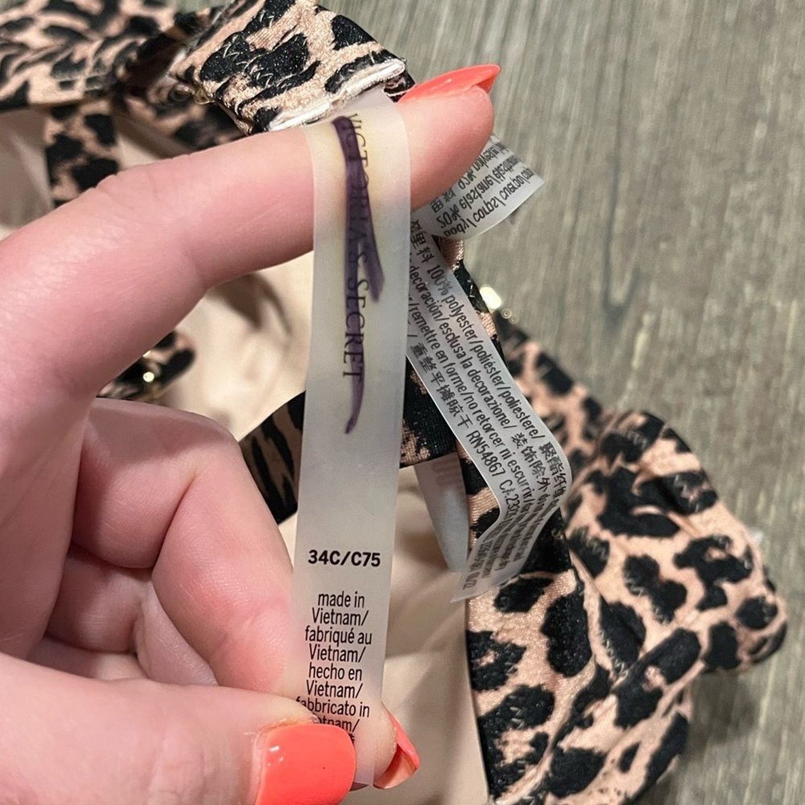 Victoria's Secret NWOT Victoria's Secret Leopard Shine Strap Bikini Bra Sz 34C Size ONE SIZE - 4 Thumbnail