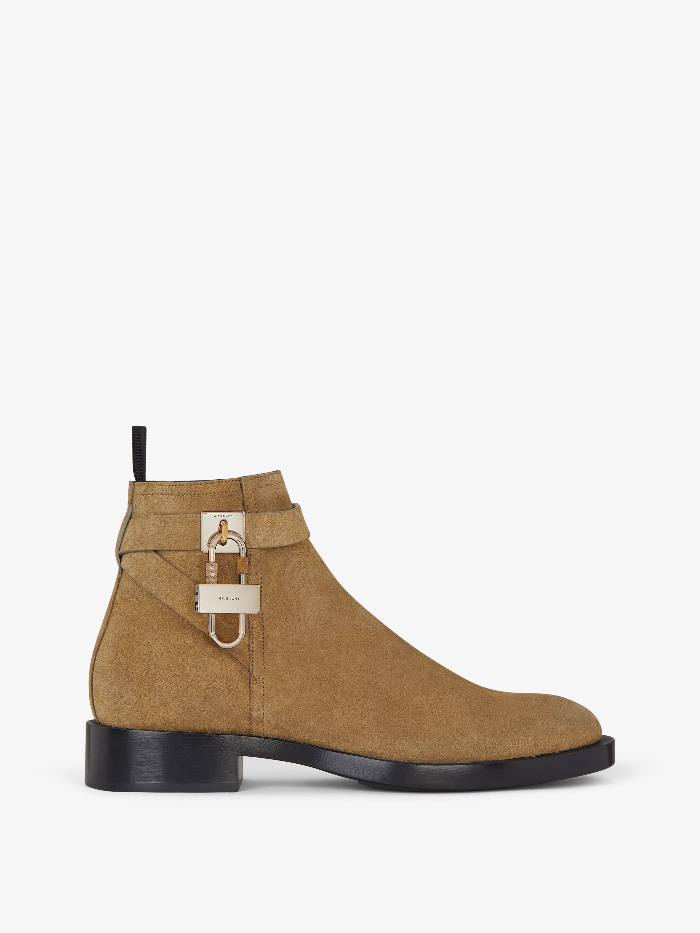 o1w1db10925 Lock Ankle Boots in Camel