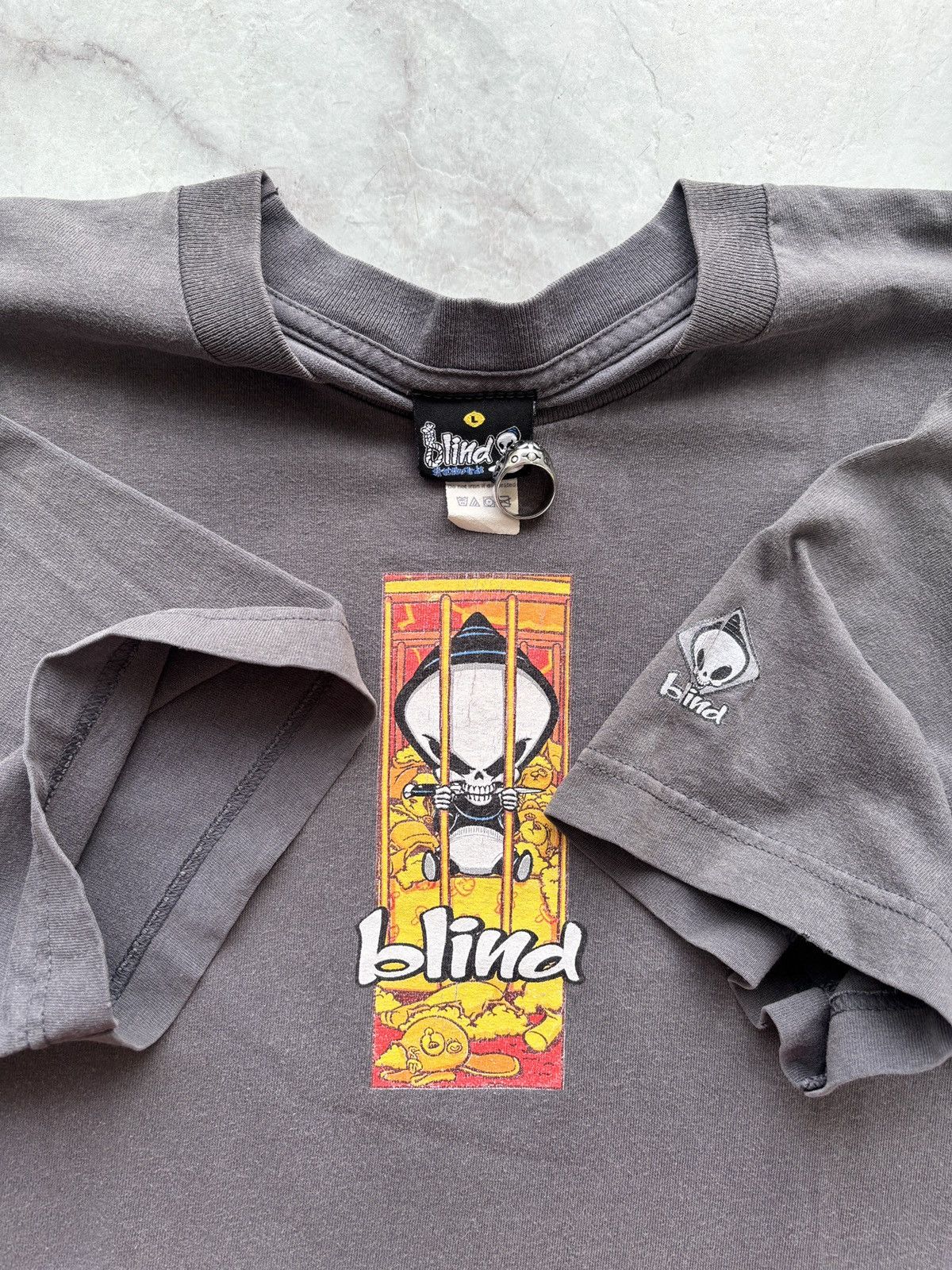 Blind Skateboards Rare Blind Switchblades tee Size US L / EU 52-54 / 3 - 2 Thumbnail