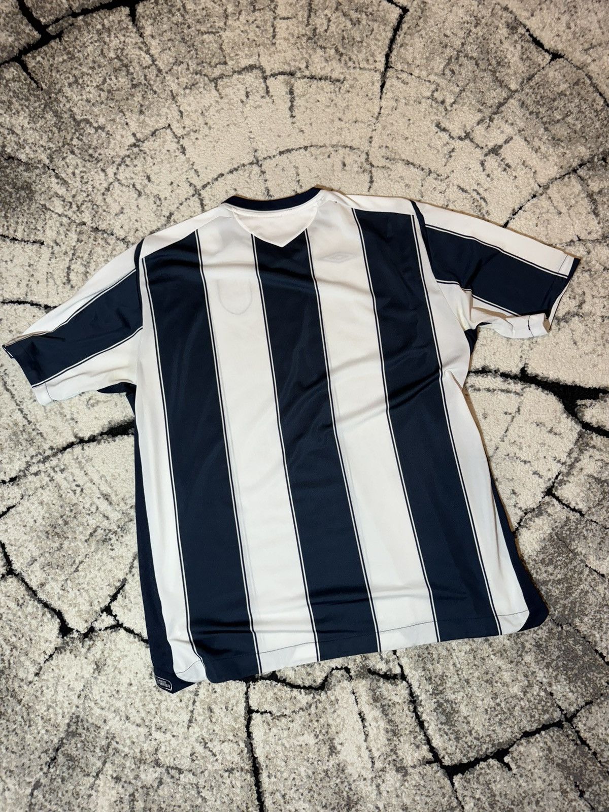 Umbro × Vintage Vintage West Bromwich Albion 2008/09 Umbro Jersey Blokcore Size US XXL / EU 58 / 5 - 11 Thumbnail