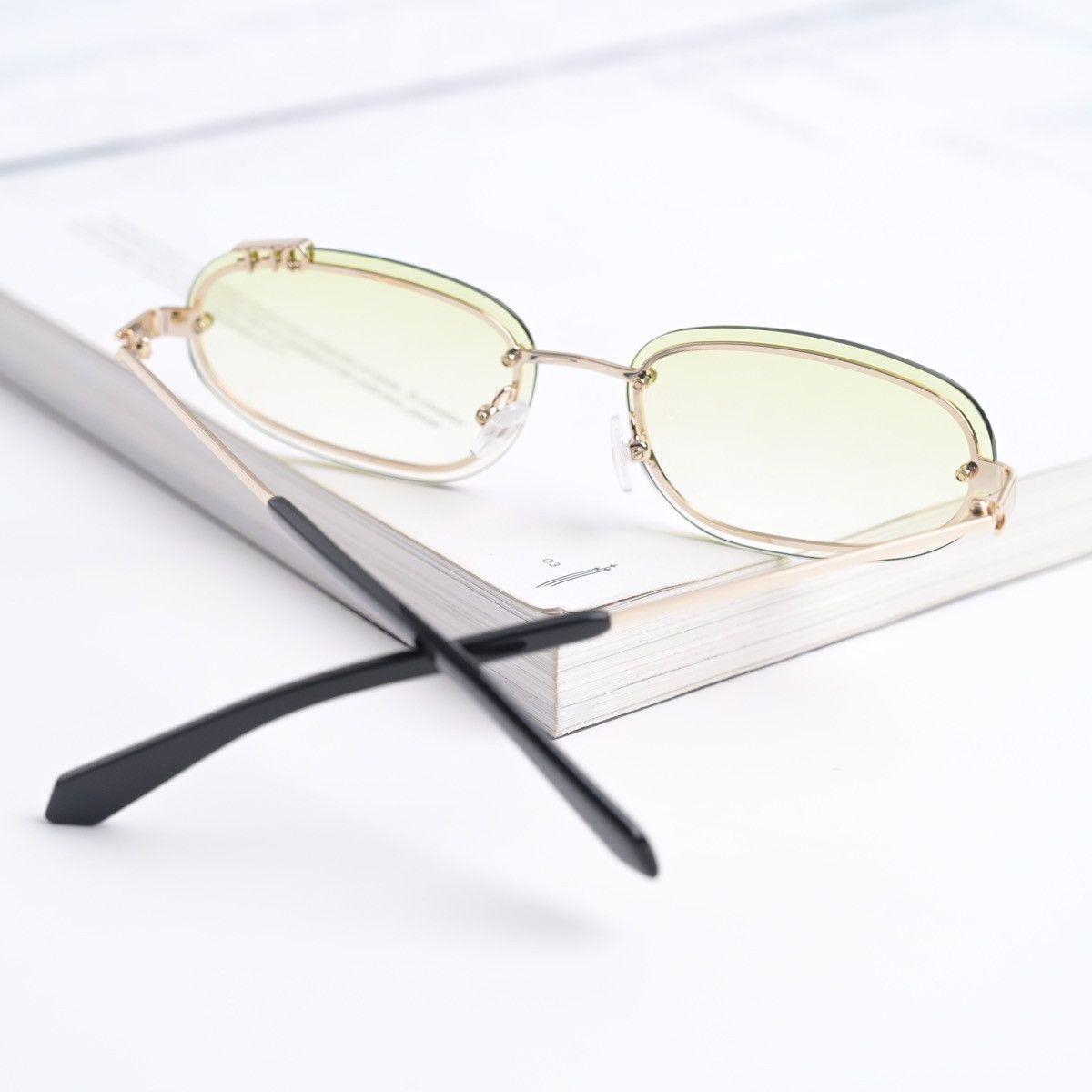 Off-White OFF WHITE MIAMI GOLD GRADIENT GREEN SUNGLASSES Size ONE SIZE - 14 Thumbnail
