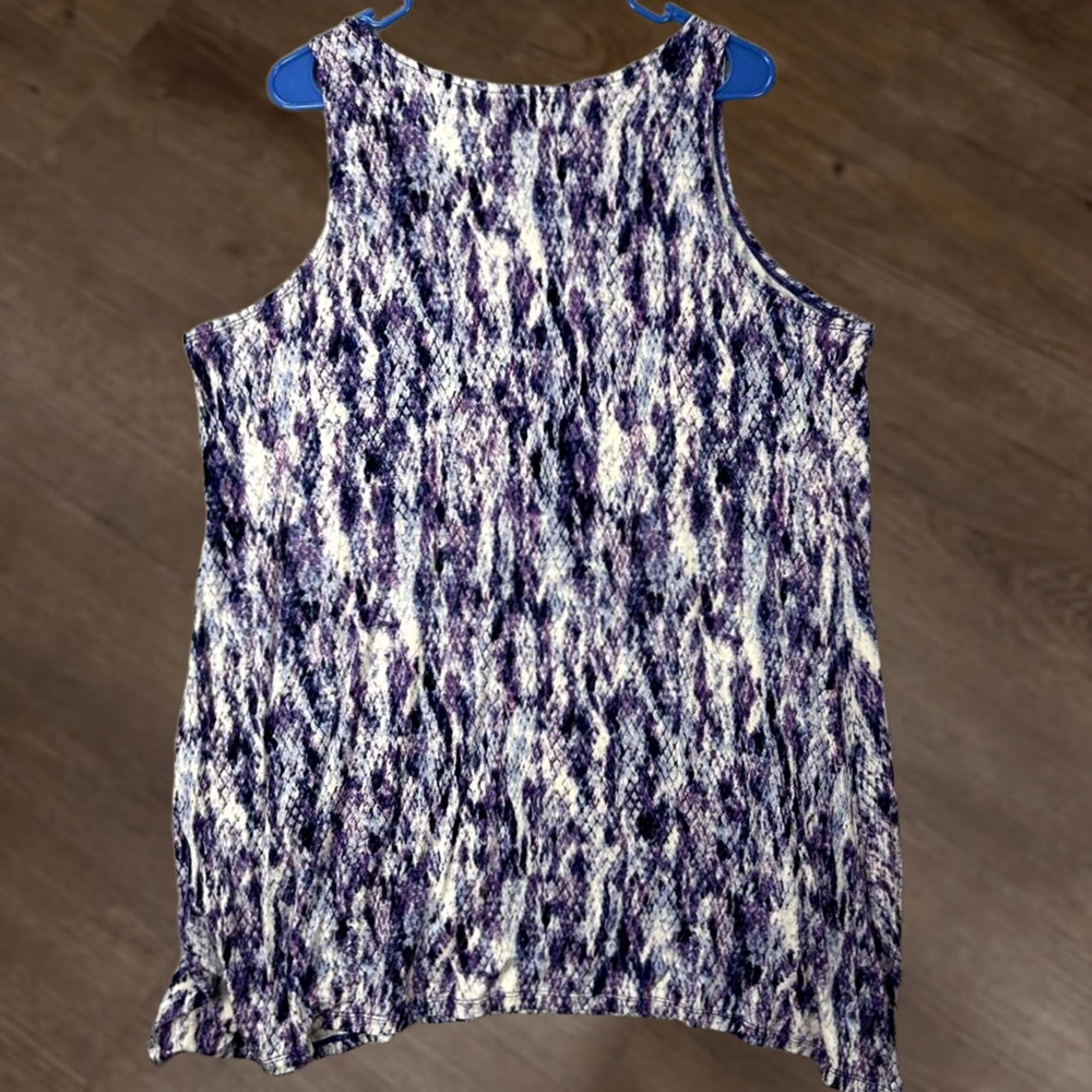 Vintage LOGO Lori Goldstein Tank Top Shirt Women 1X Plus Multi Snake Print Crew Neck NEW Tank Top Women 1X Plus Purple Snake Print Crew Neck Size XL / US 12-14 / IT 48-50 - 1 Thumbnail
