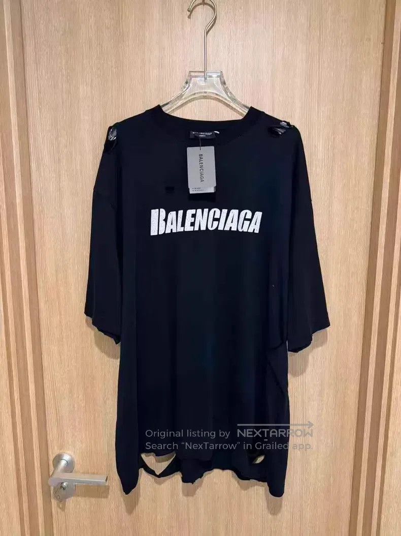 Balenciaga Balenciaga Black Destroyed Print Short Sleeve Size US XS / EU 42 / 0 - 1 Thumbnail