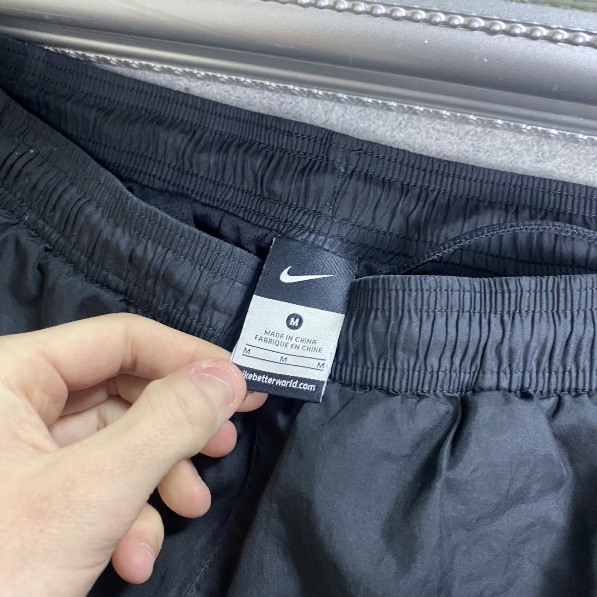 Nike Vintage Nike Track Pants Y2K Size US 32 / EU 48 - 4 Thumbnail