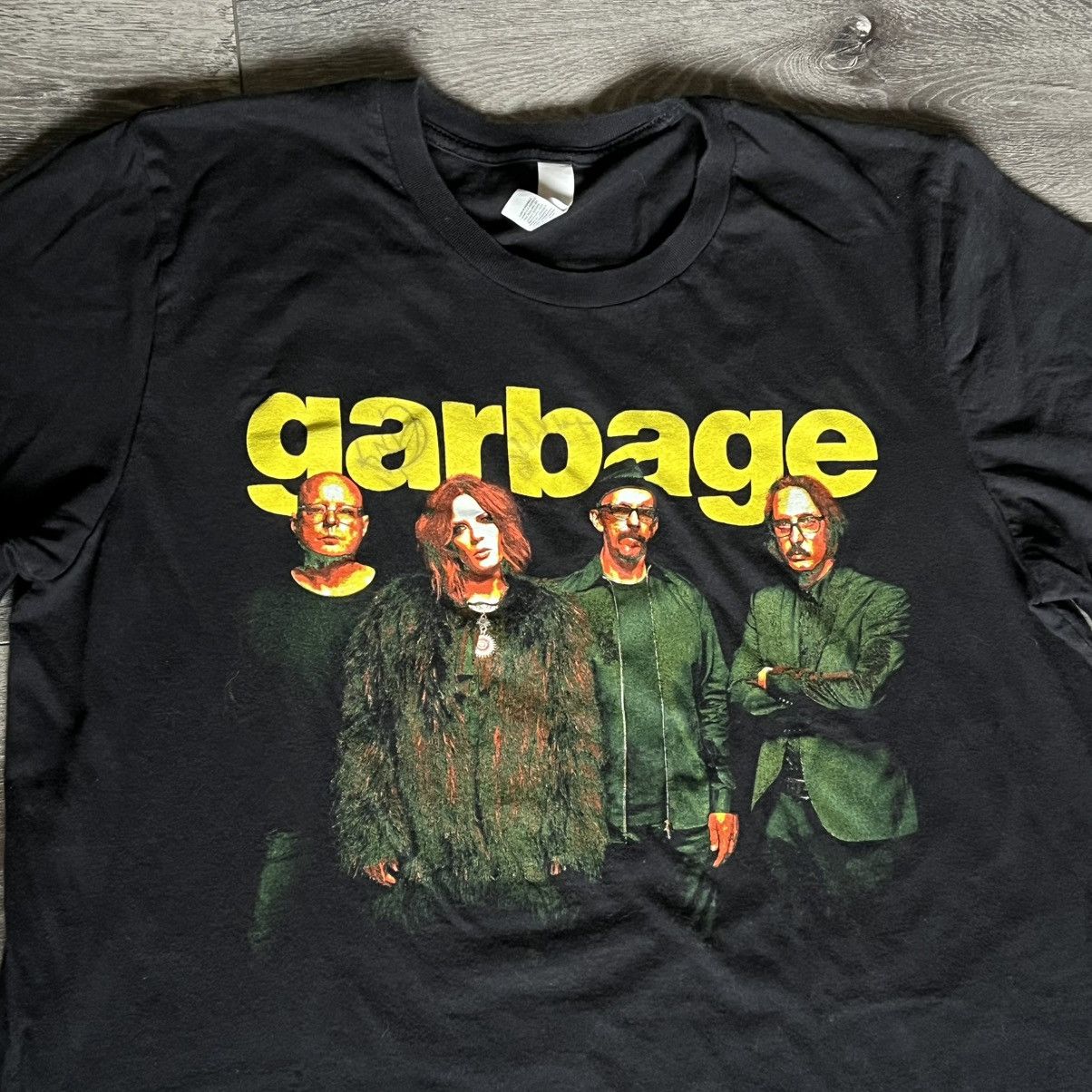 Band Tees Garbage Band Members Graphic Logo T Shirt Signed Autographed Size US M / EU 48-50 / 2 - 3 Thumbnail
