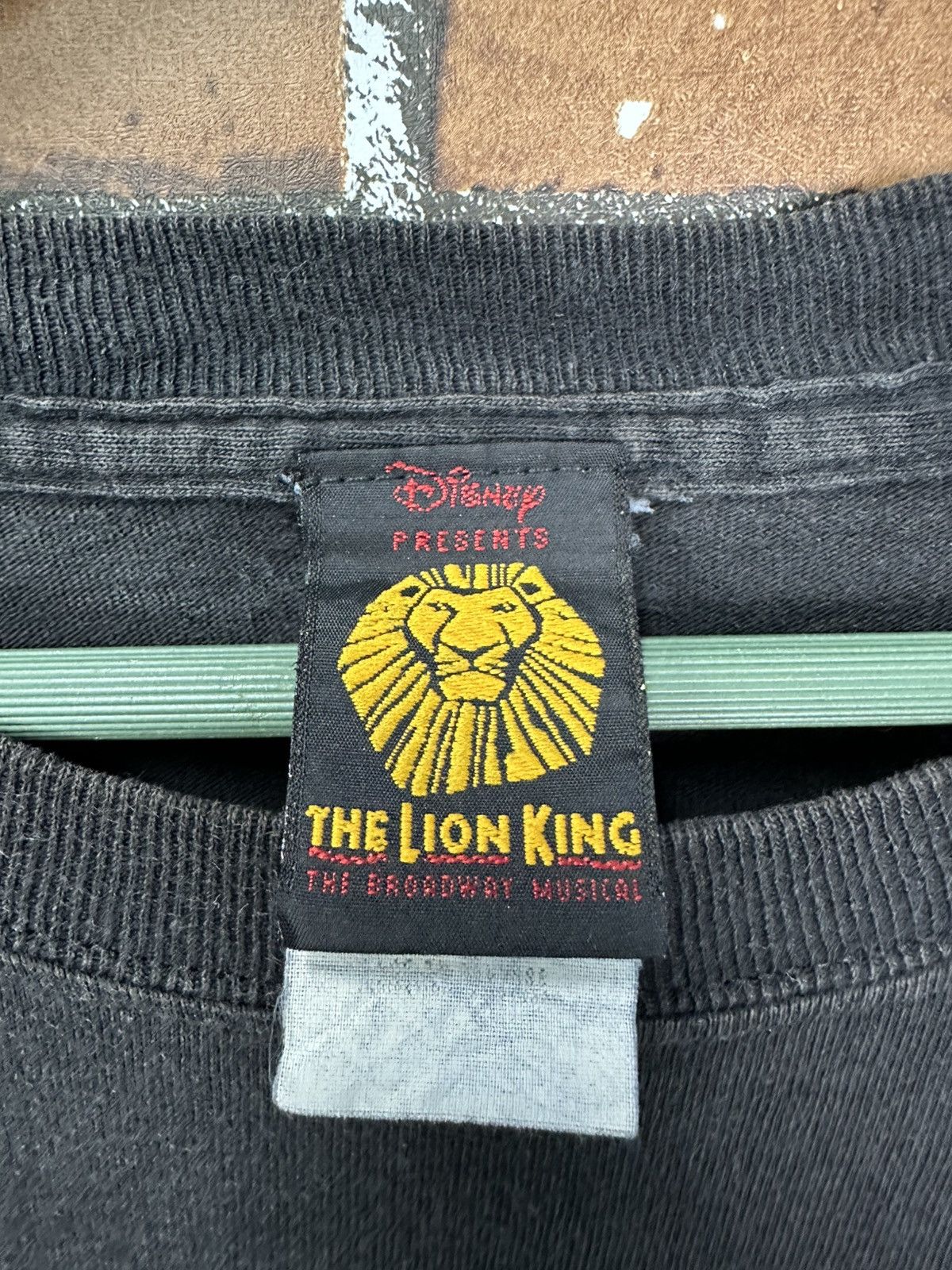 Disney Vintage Disney The Lion King Tshirt A1012 Size US XL / EU 56 / 4 - 8 Thumbnail