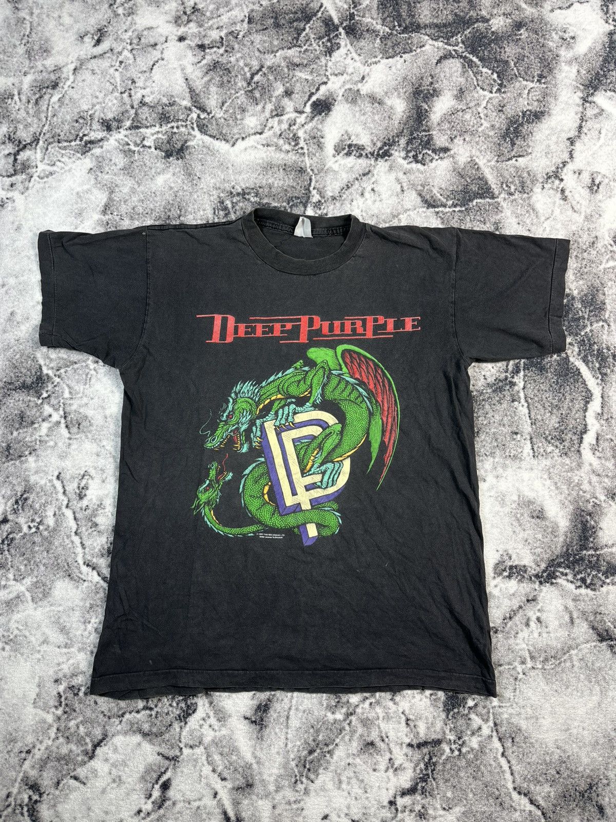 Band Tees Vintage Deep Purple T Shirt 1993-1994s Size US XL / EU 56 / 4 - 1 Thumbnail