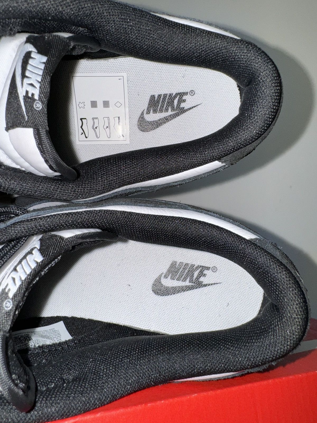 Nike Nike Dunk Low Retro Se Suede Panda 43 EU FQ8249-100 Size US 9.5 / EU 42-43 - 15 Thumbnail