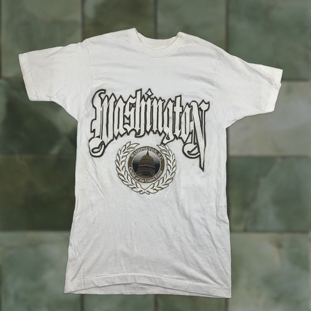 Fruit Of The Loom VINTAGE Washington DC T Shirt Adult Medium White Travel City 1980s Made in USA Fruit of the Loom Mens Shirt Size US M / EU 48-50 / 2 - 1 Thumbnail