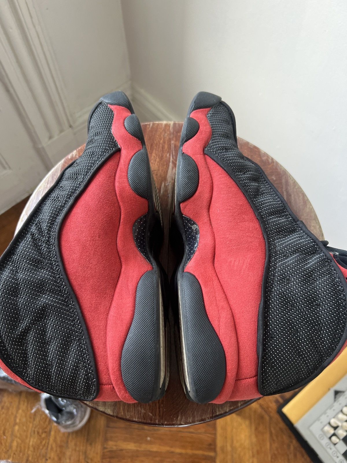 Jordan Brand NDS JORDAN 13 2017 “BRED” Size US 9.5 / EU 42-43 - 2 Thumbnail
