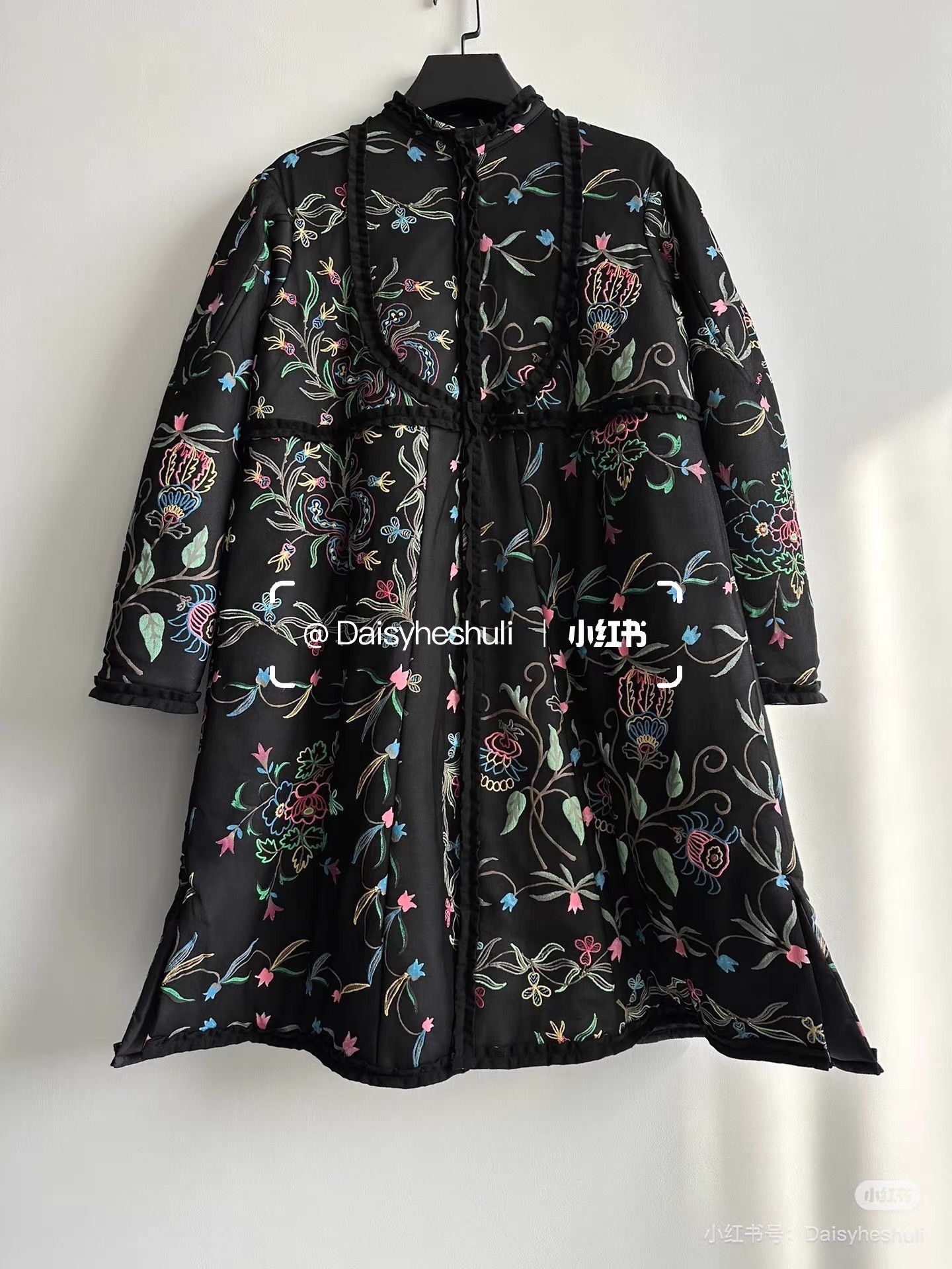 Comme des Garcons Comme des Garçons CDG Tao Embroidered Padded Coat Ｑ24 Size S / US 4 / IT 40 - 1 Thumbnail