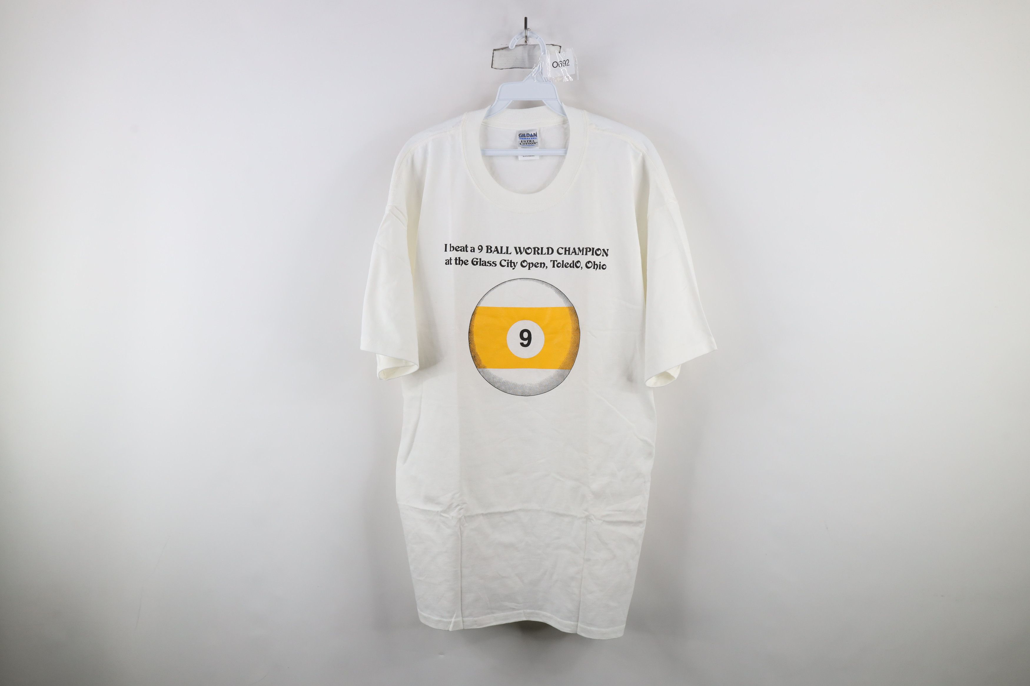 Vintage Vintage World Champion Glass City Open Billiards T-Shirt Size US XL / EU 56 / 4 - 1 Thumbnail