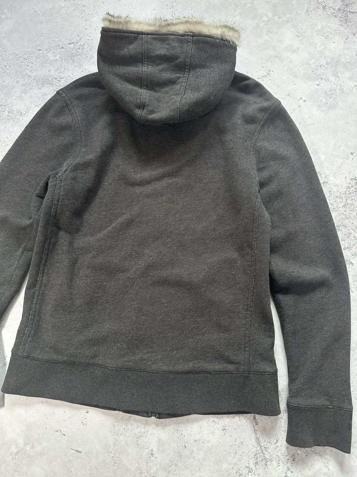 Burberry Burberry Black Label 2007 Fur Hood Zip Hoodie Size US S / EU 44-46 / 1 - 4 Thumbnail