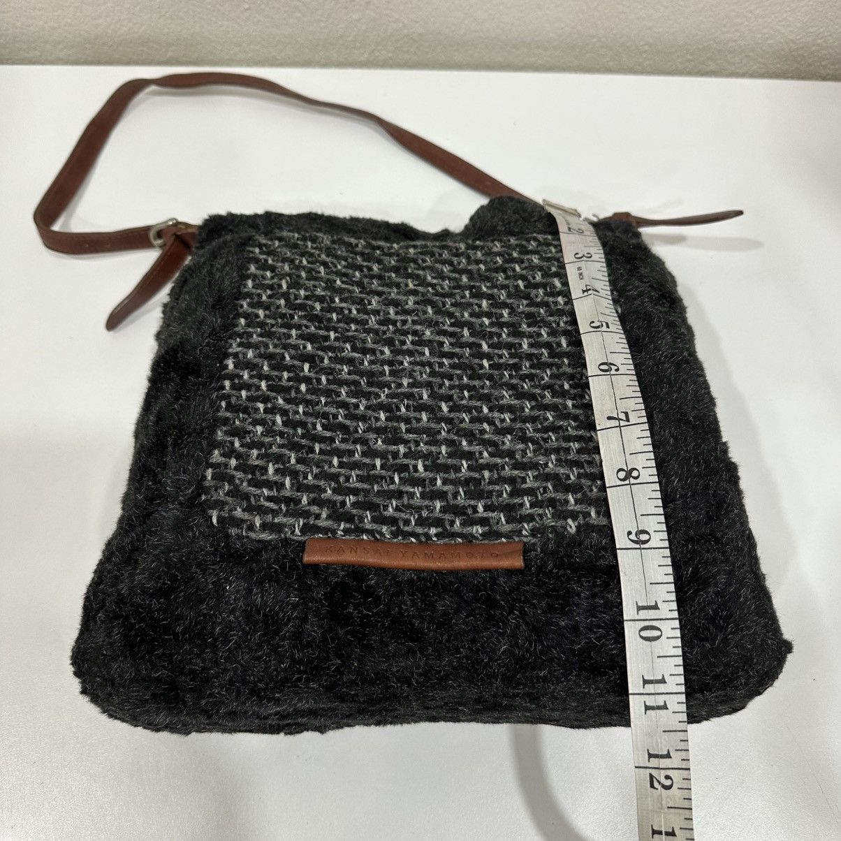 Kansai Yamamoto ‼️LASTDROP‼️ KANSAI YAMAMOTO FAUX FUR SHOULDER BAG Size ONE SIZE - 8 Thumbnail