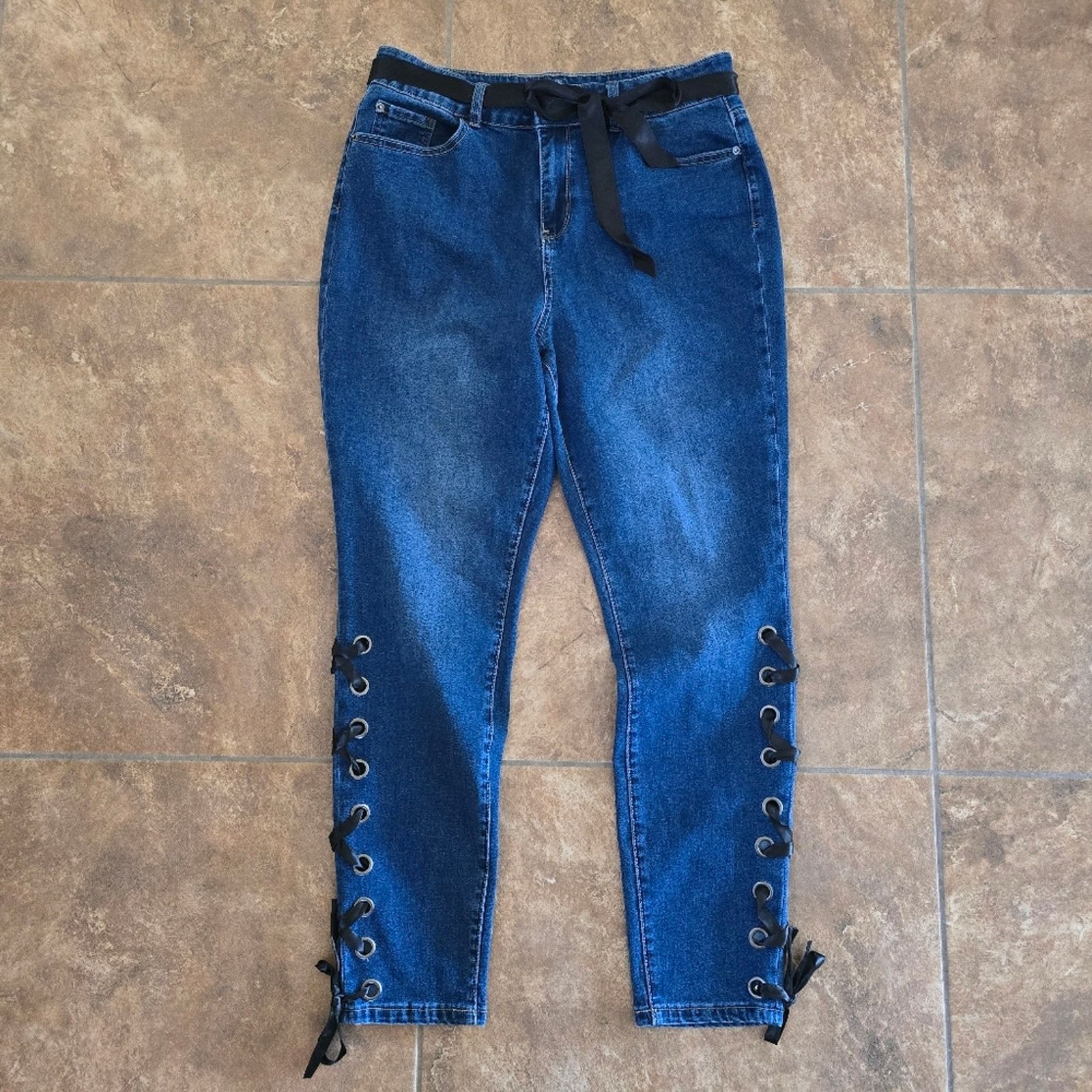 Other Dark Denim | NY&C | Laced Up Skinny Jean Size 36" / US 14 / IT 50 - 1 Thumbnail