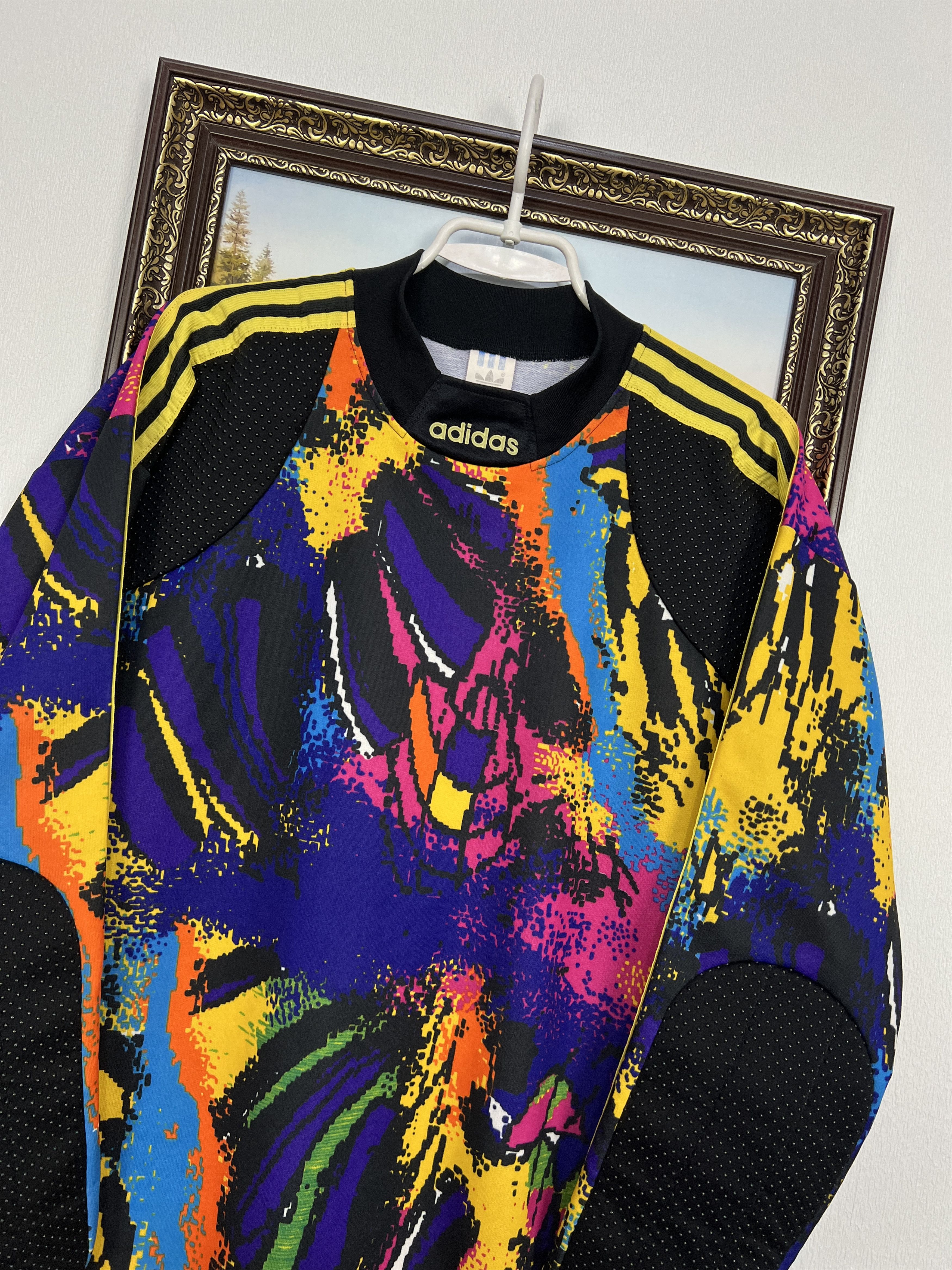Adidas Vintage Adidas Goalkeeper Template Football Soccer Shirt Size US M / EU 48-50 / 2 - 3 Thumbnail