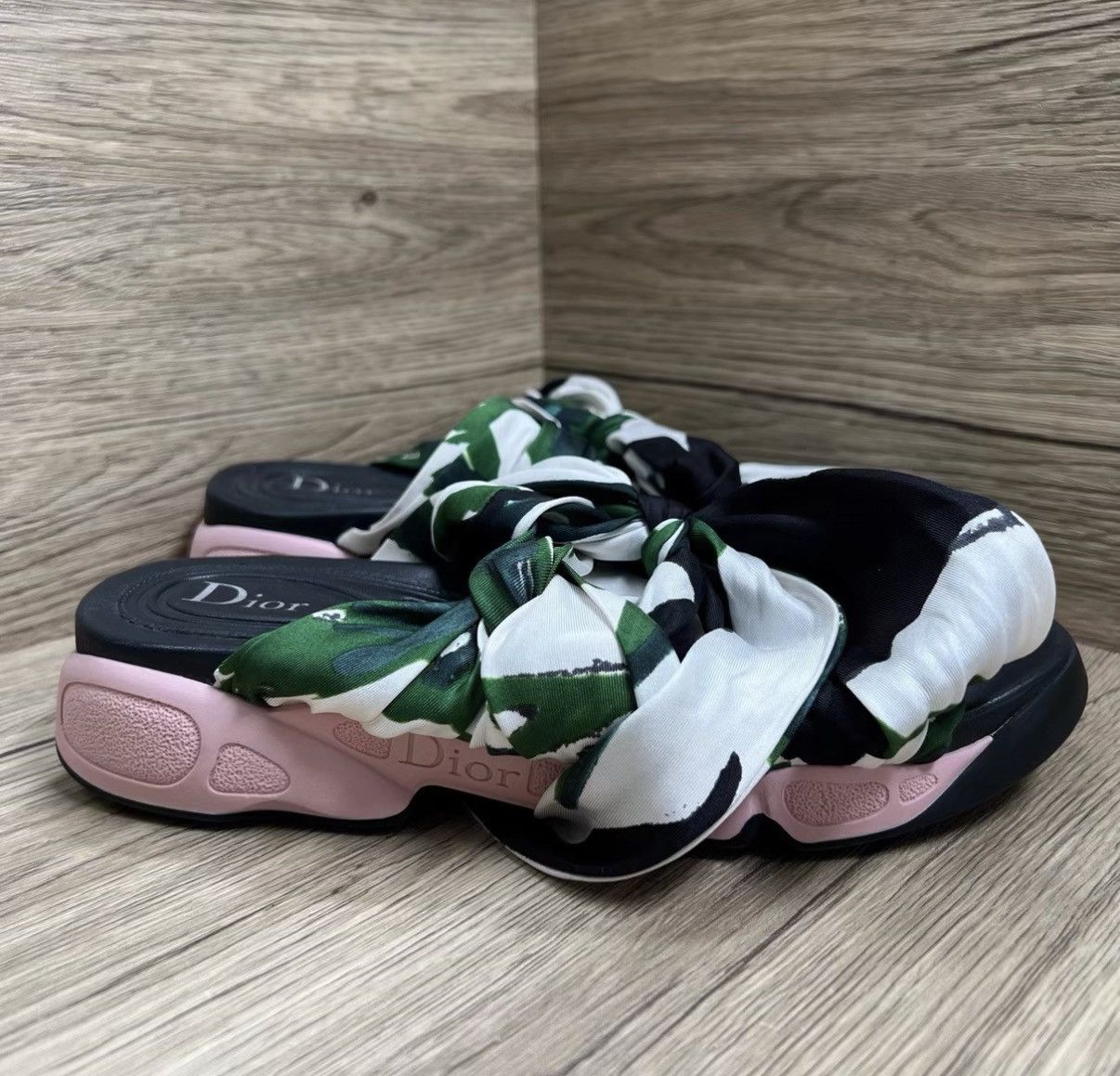 Dior Dior Garden Tie Strap Slippers J41 Size US 7 / IT 37 - 2 Thumbnail