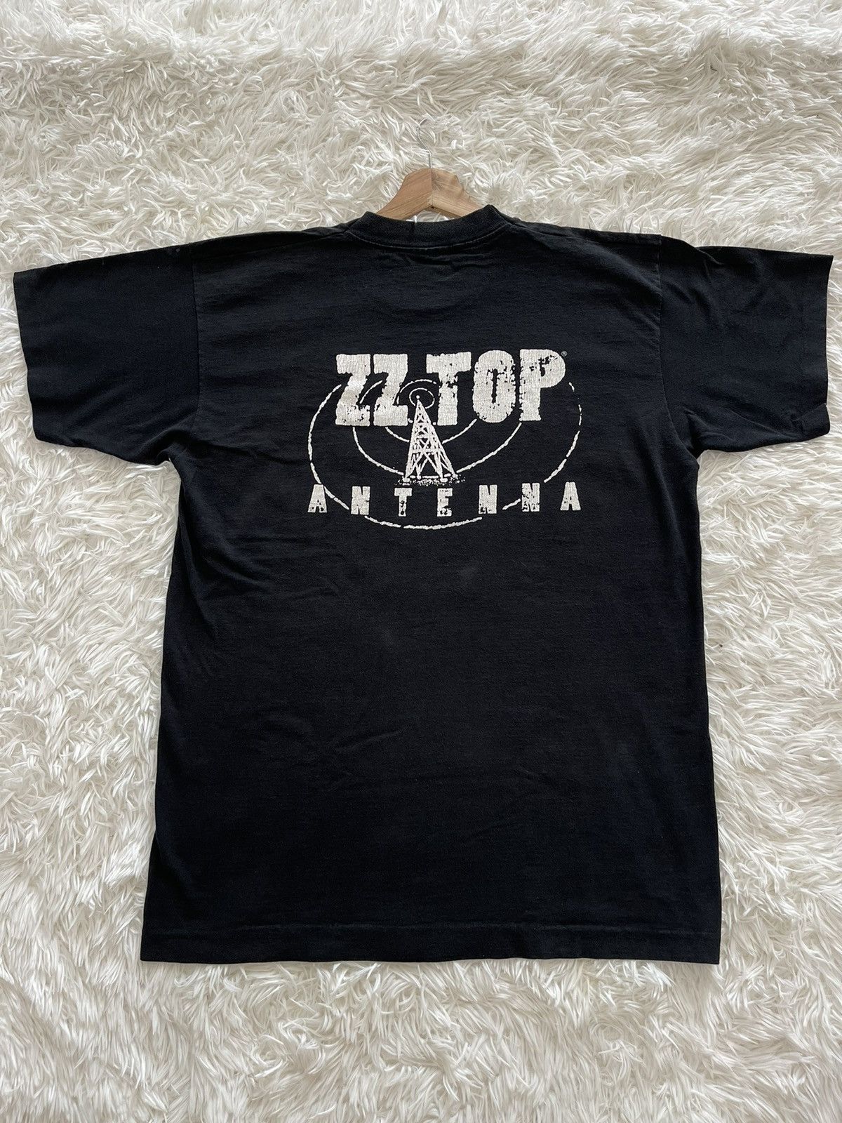 Band Tees Vintage 90s Single Stitched ZZ Top Antenna Band Tees Size US L / EU 52-54 / 3 - 7 Thumbnail
